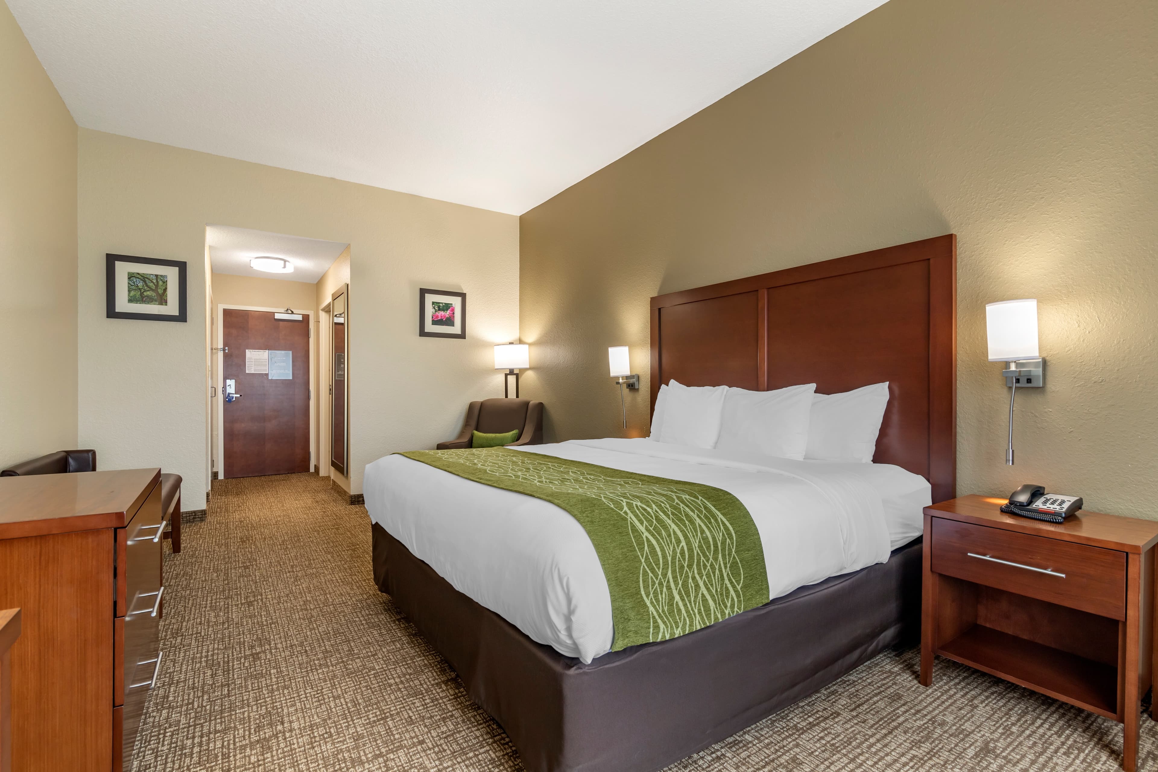 Comfort Inn Blackshear Hwy 84 — 12