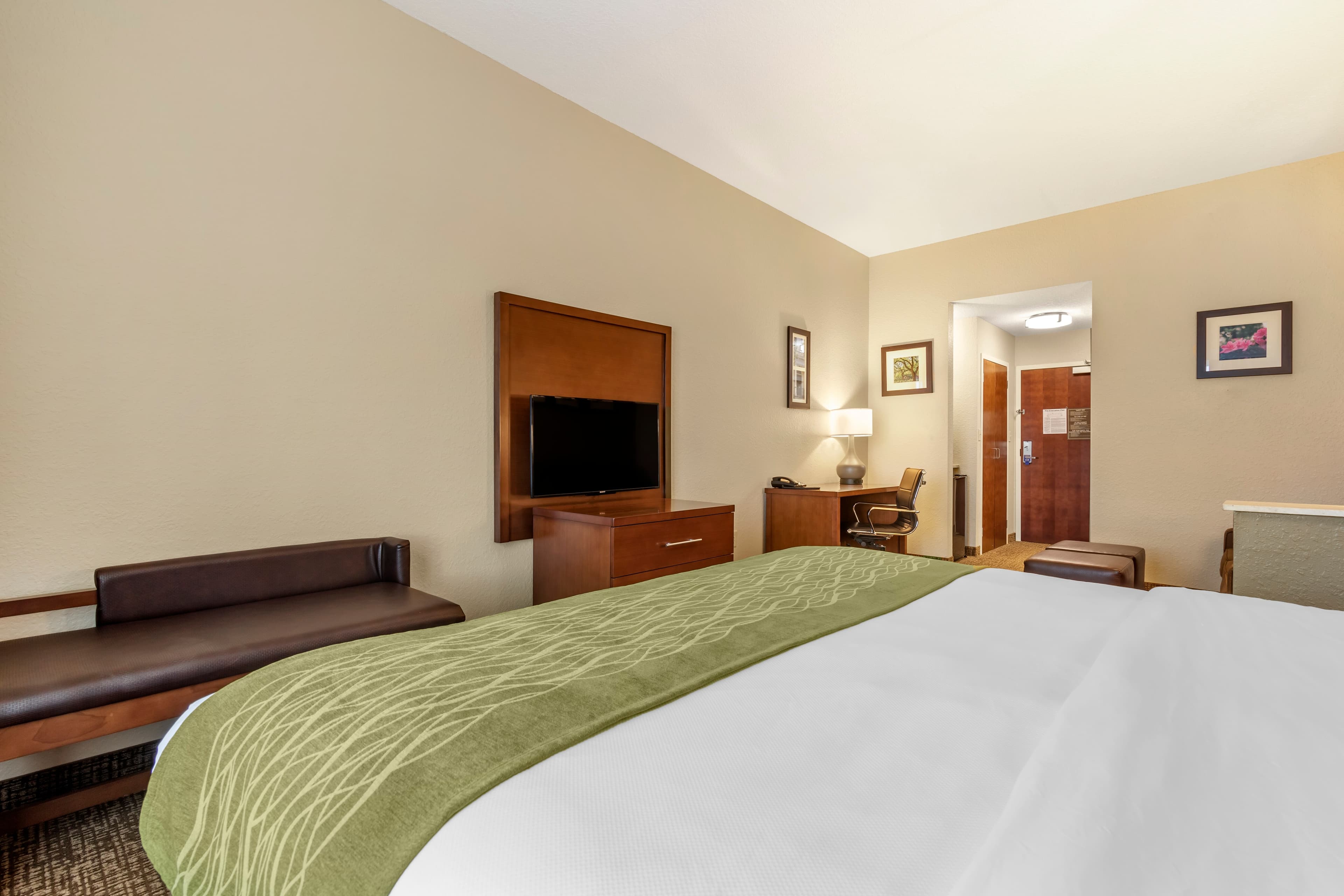 Comfort Inn Blackshear Hwy 84 — 16