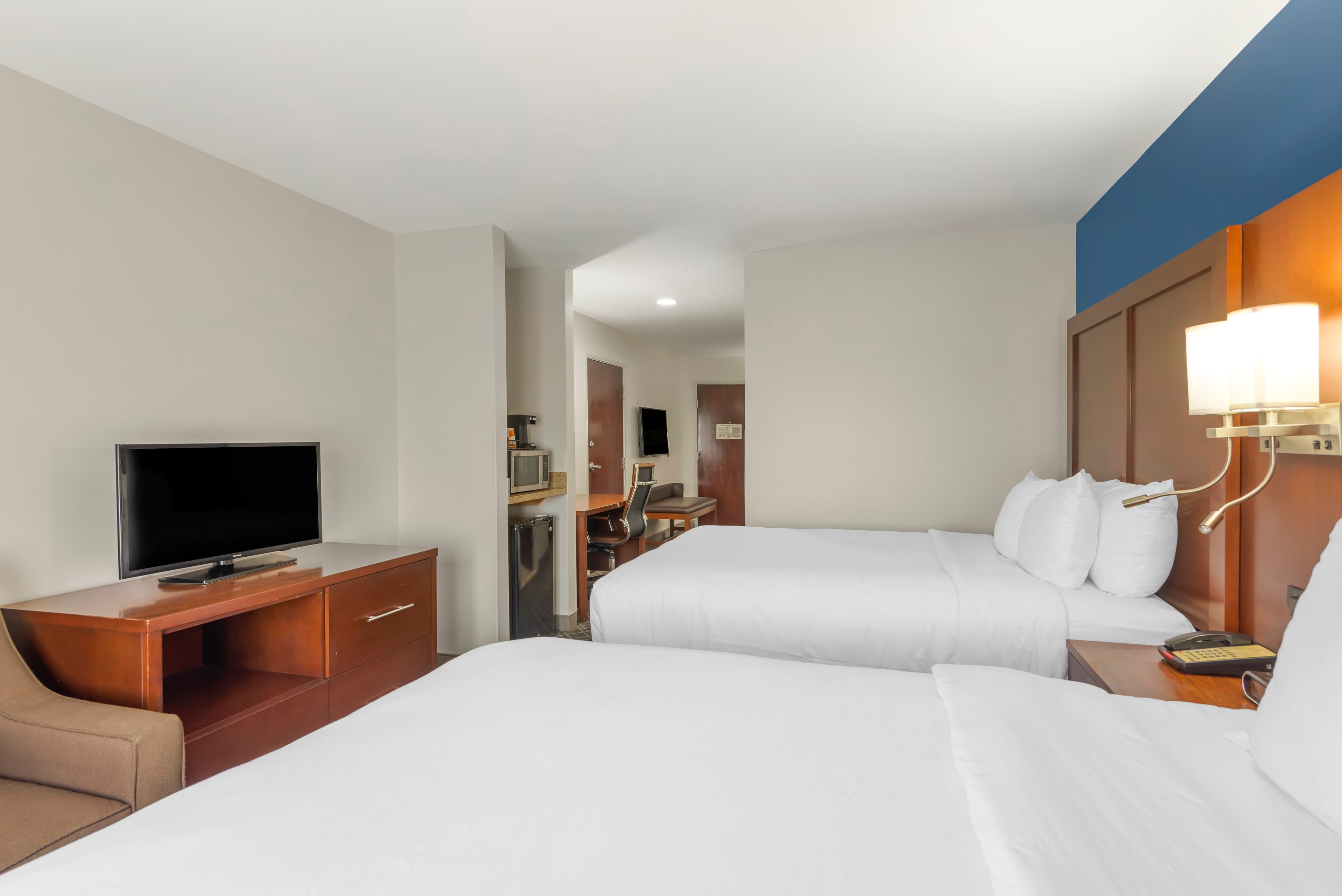 Comfort Suites Atlanta Airport — 20