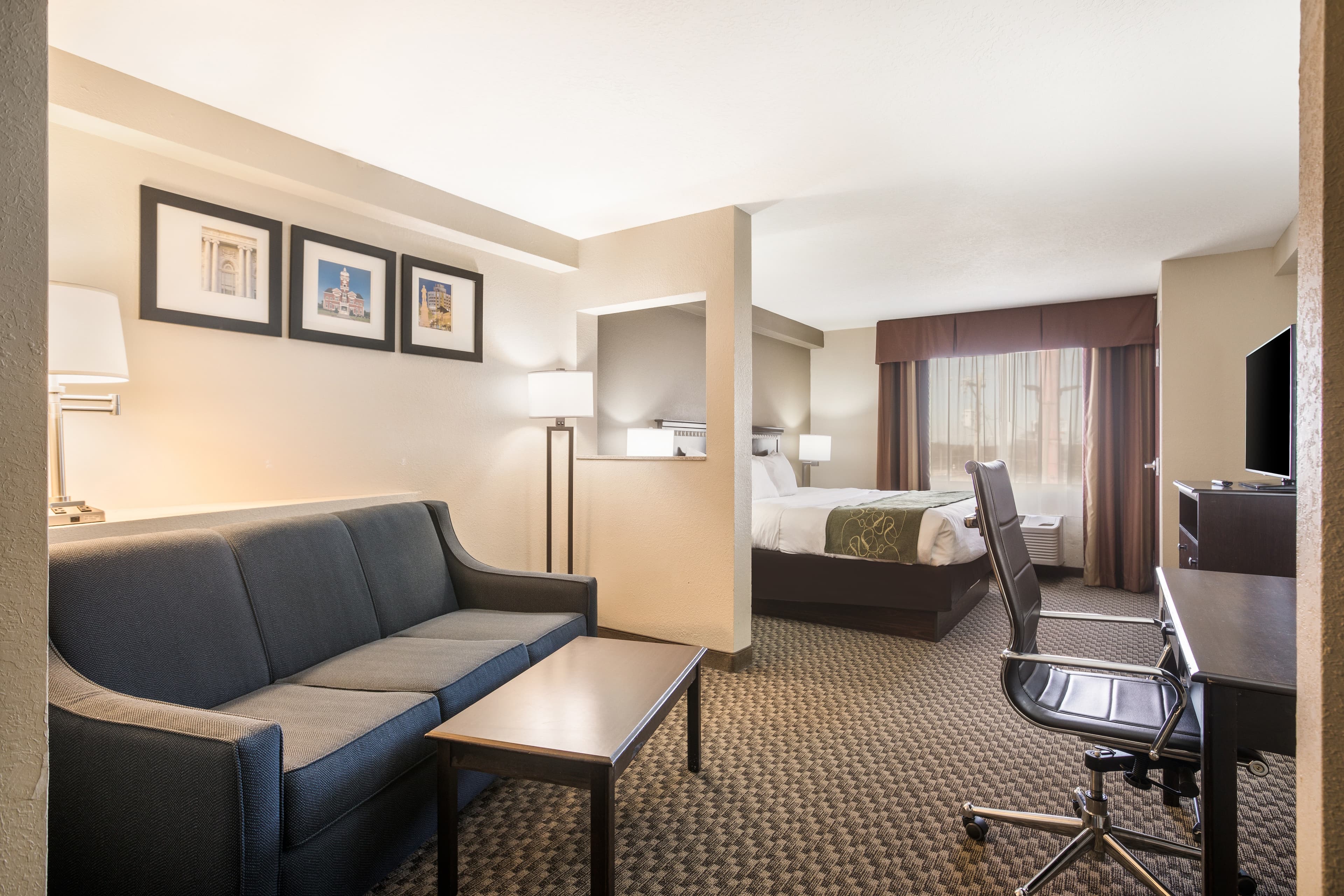 Comfort Suites Forsyth near I-75 — 12