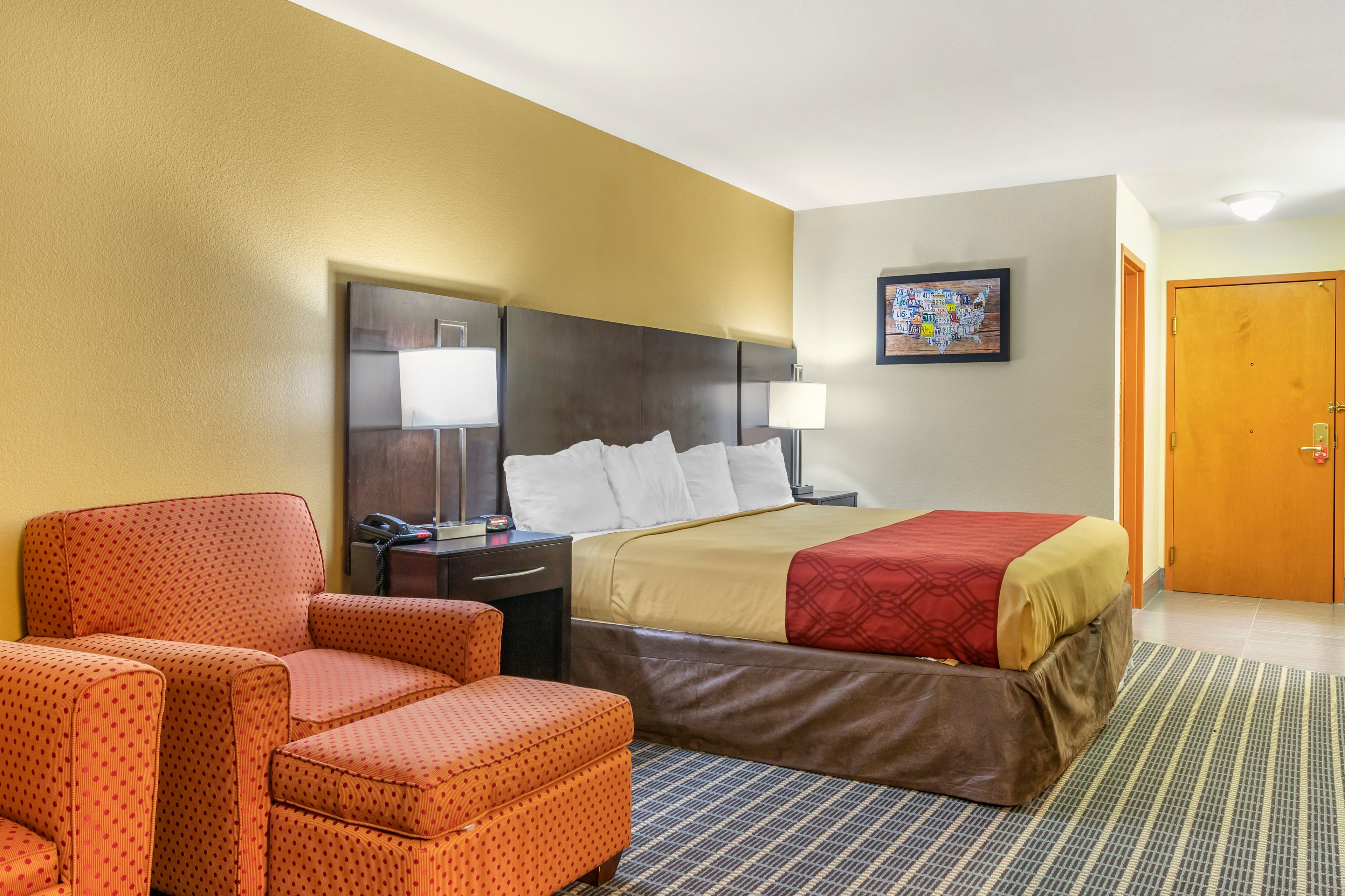 Econo Lodge Brunswick Travel Center — 13
