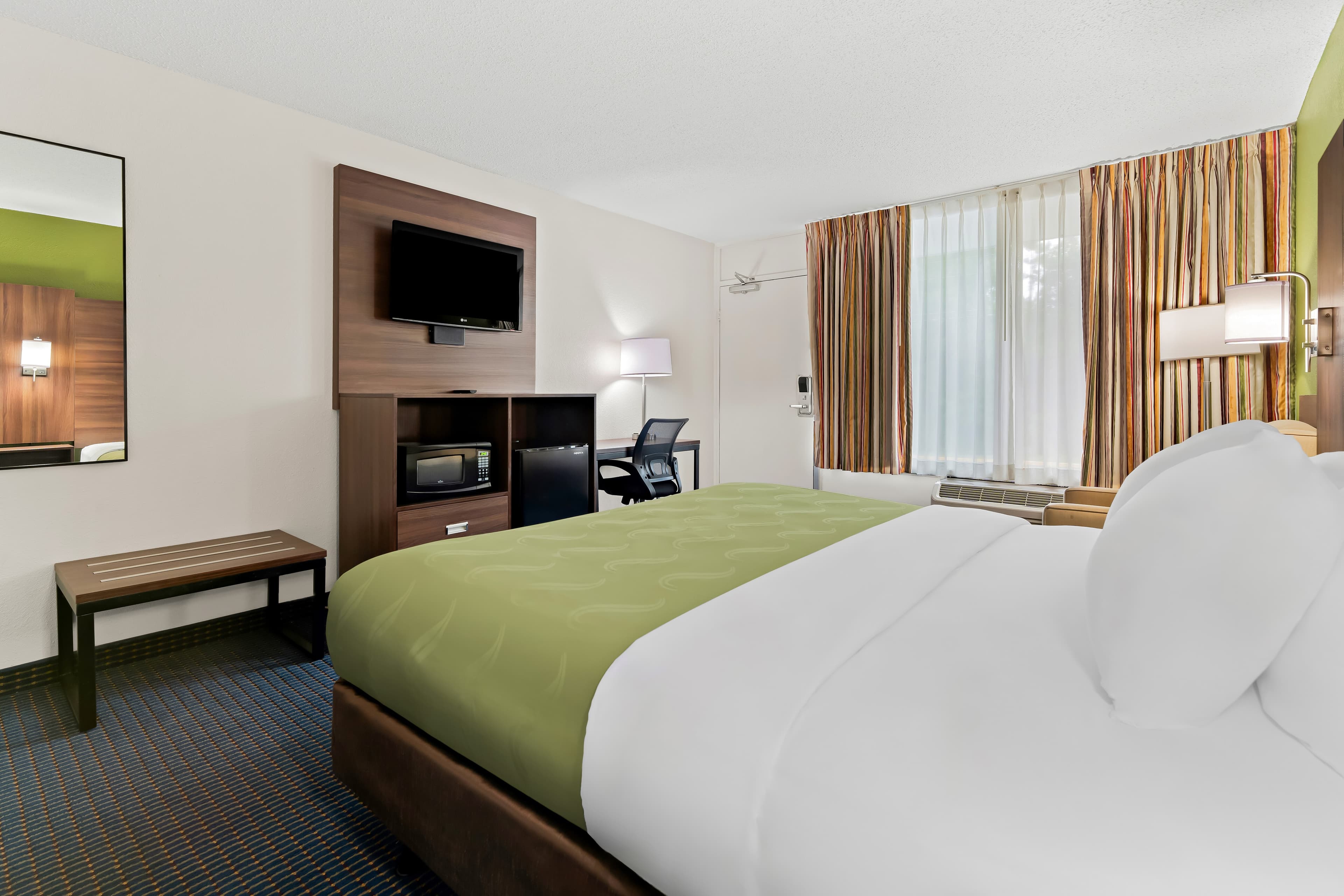 Quality Inn Americus - Image 4