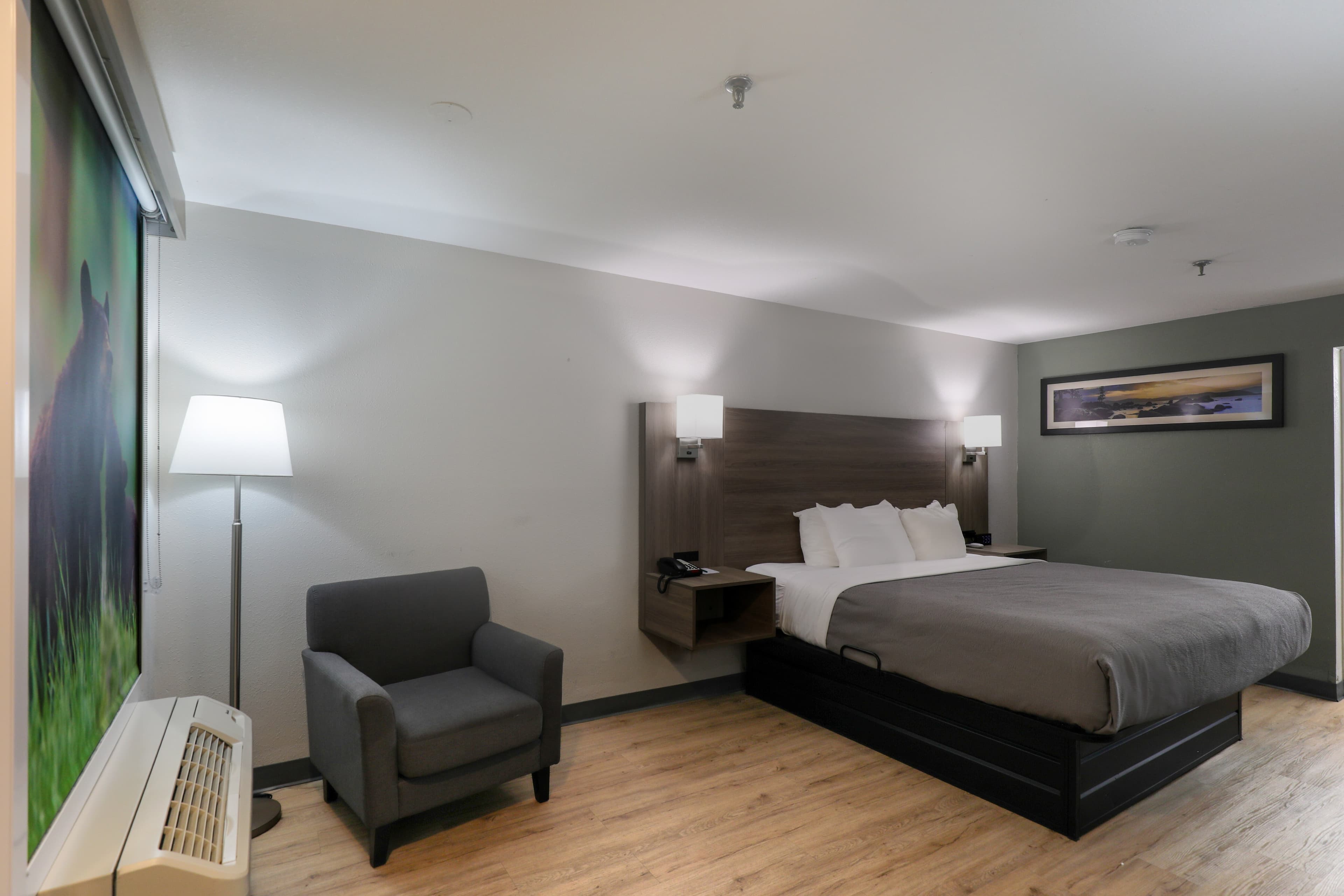 Quality Inn Downtown Helen — 10