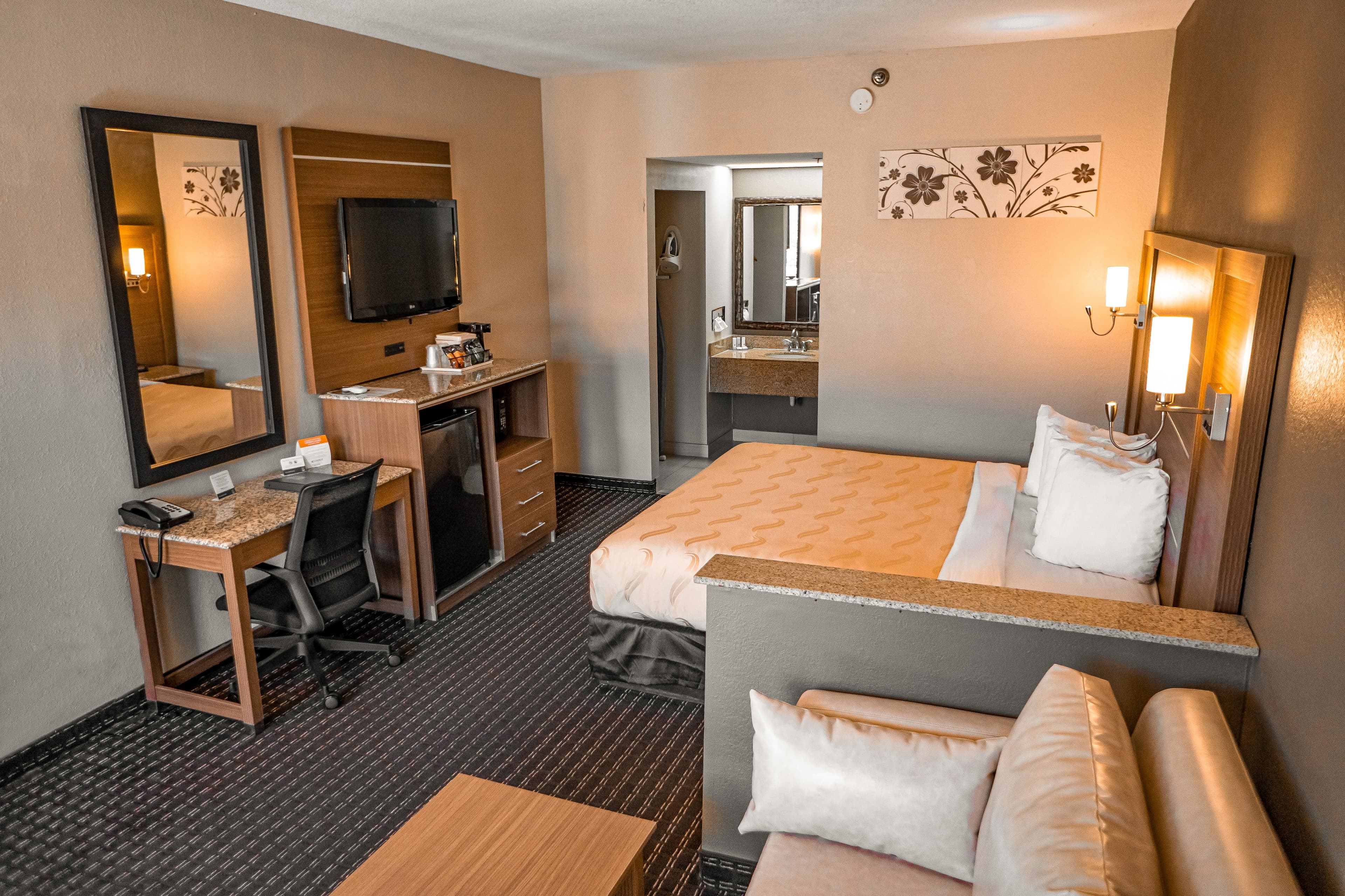 Quality Inn & Suites near Six Flags - Austell — 34