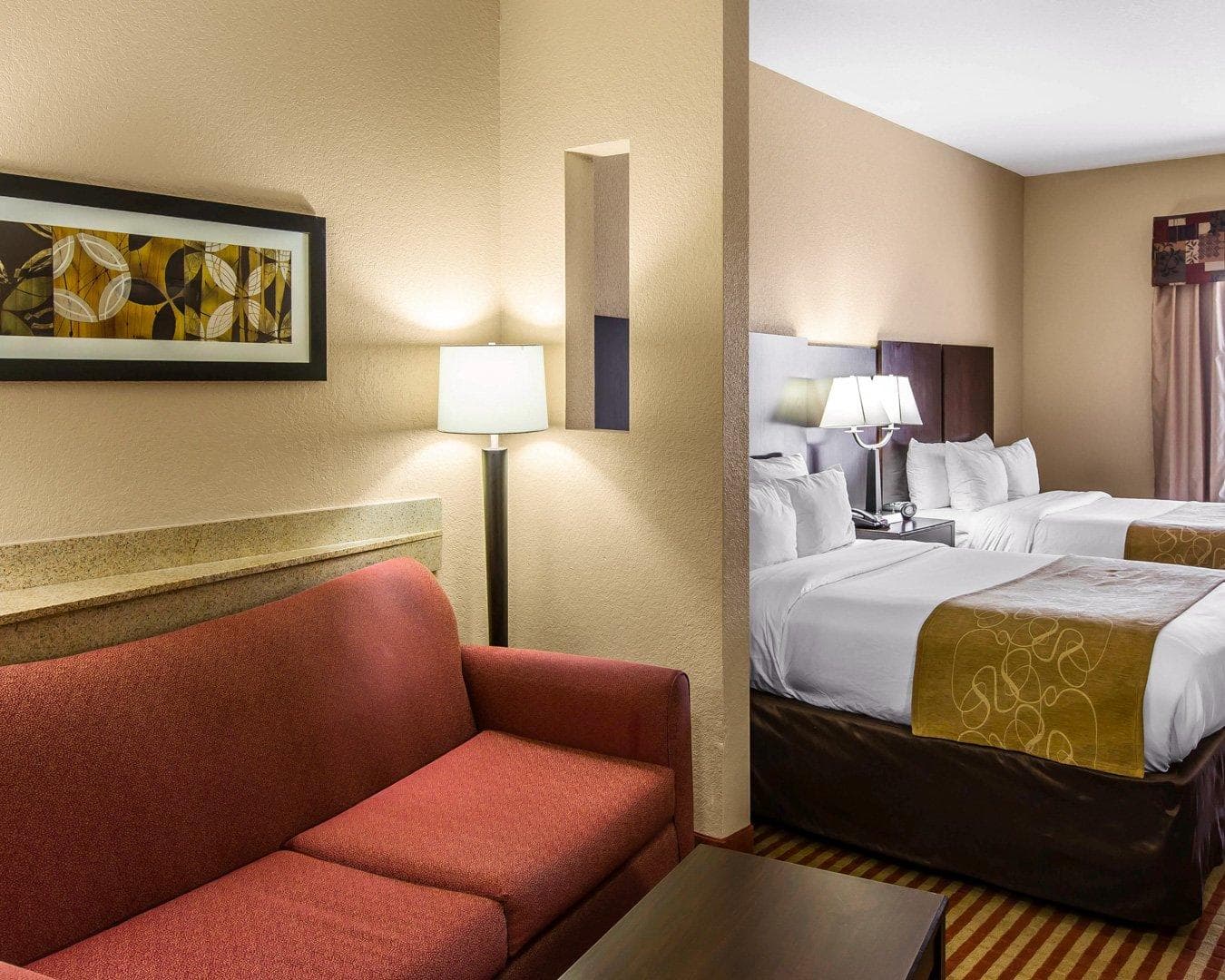 Comfort Suites Waycross — 17