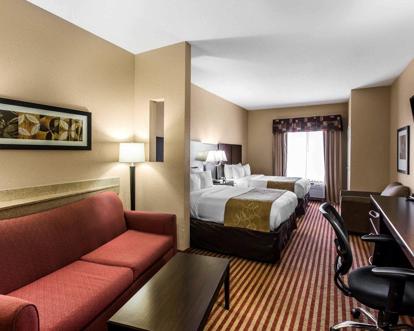 Comfort Suites Waycross — 18