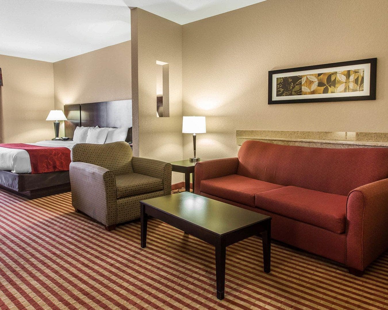 Comfort Suites Waycross - Image 4