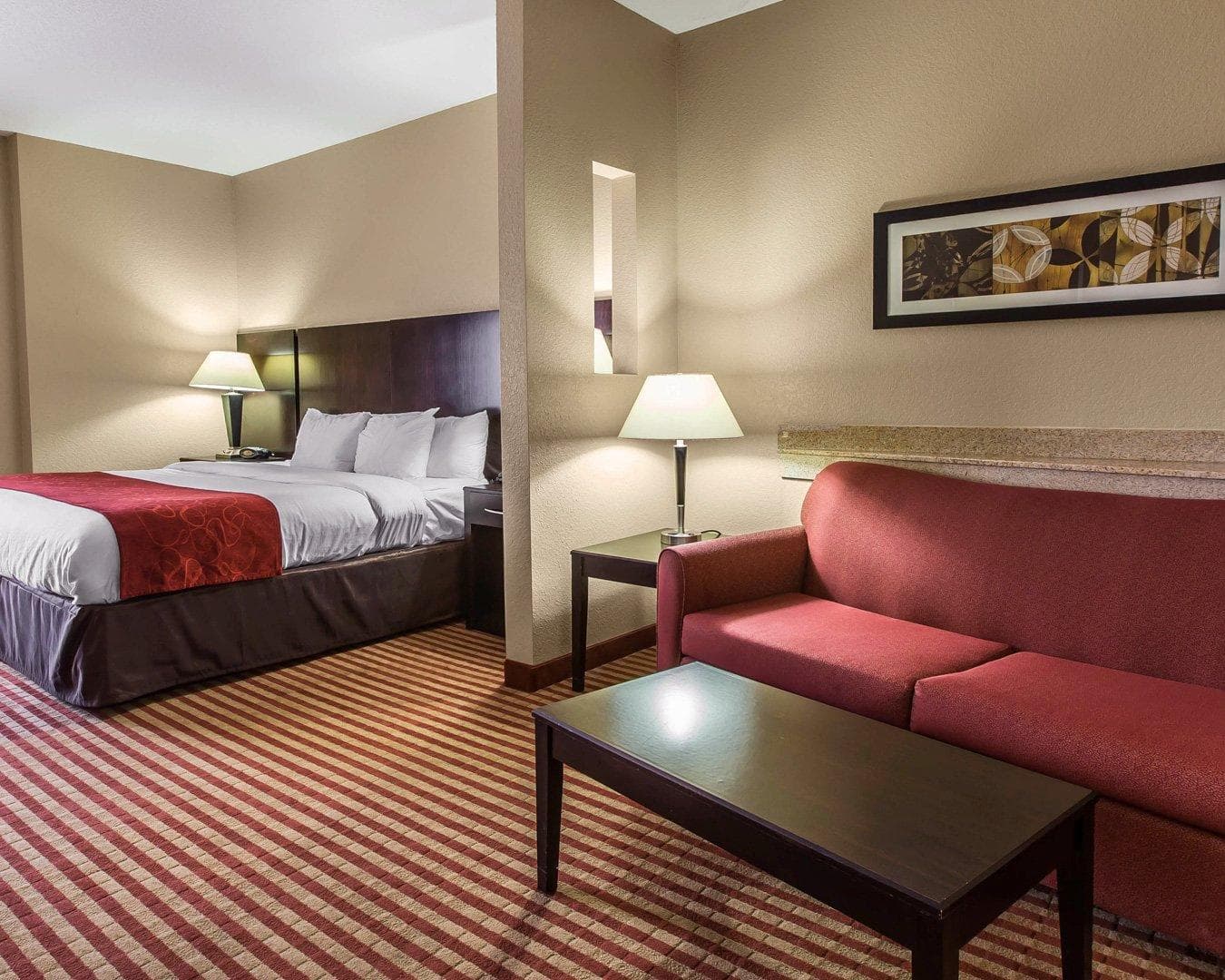 Comfort Suites Waycross - Image 1