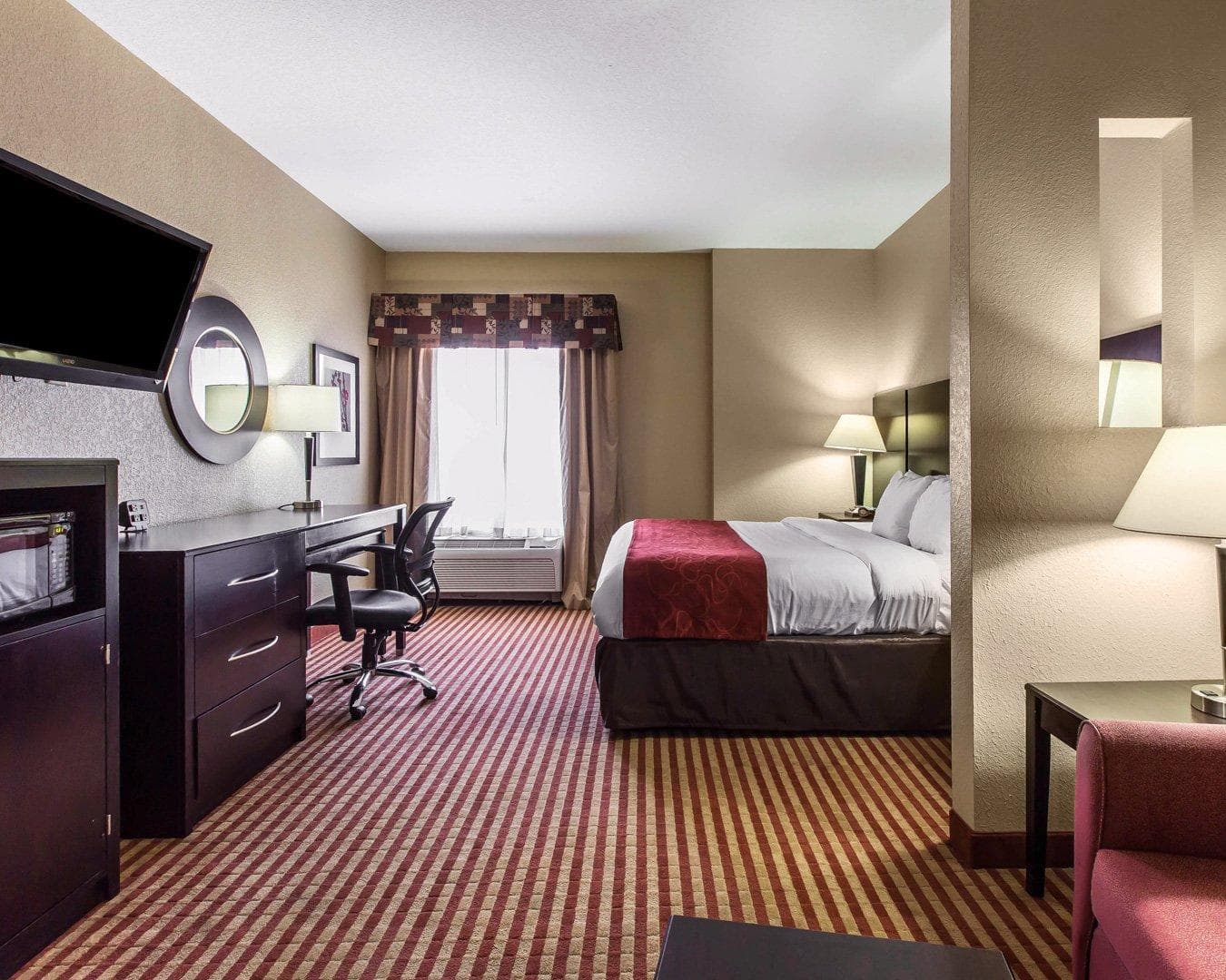 Comfort Suites Waycross — 12