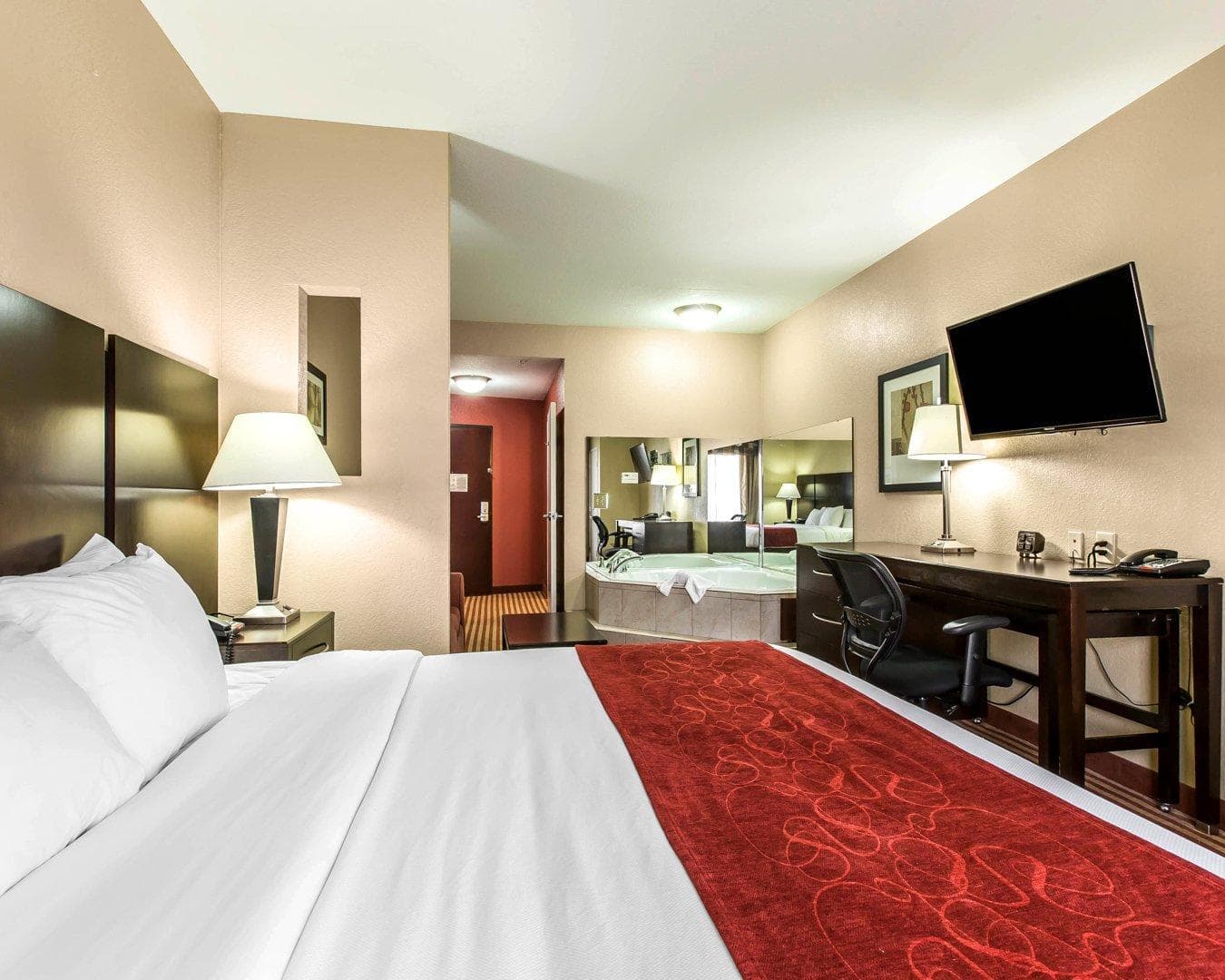 Comfort Suites Waycross — 25