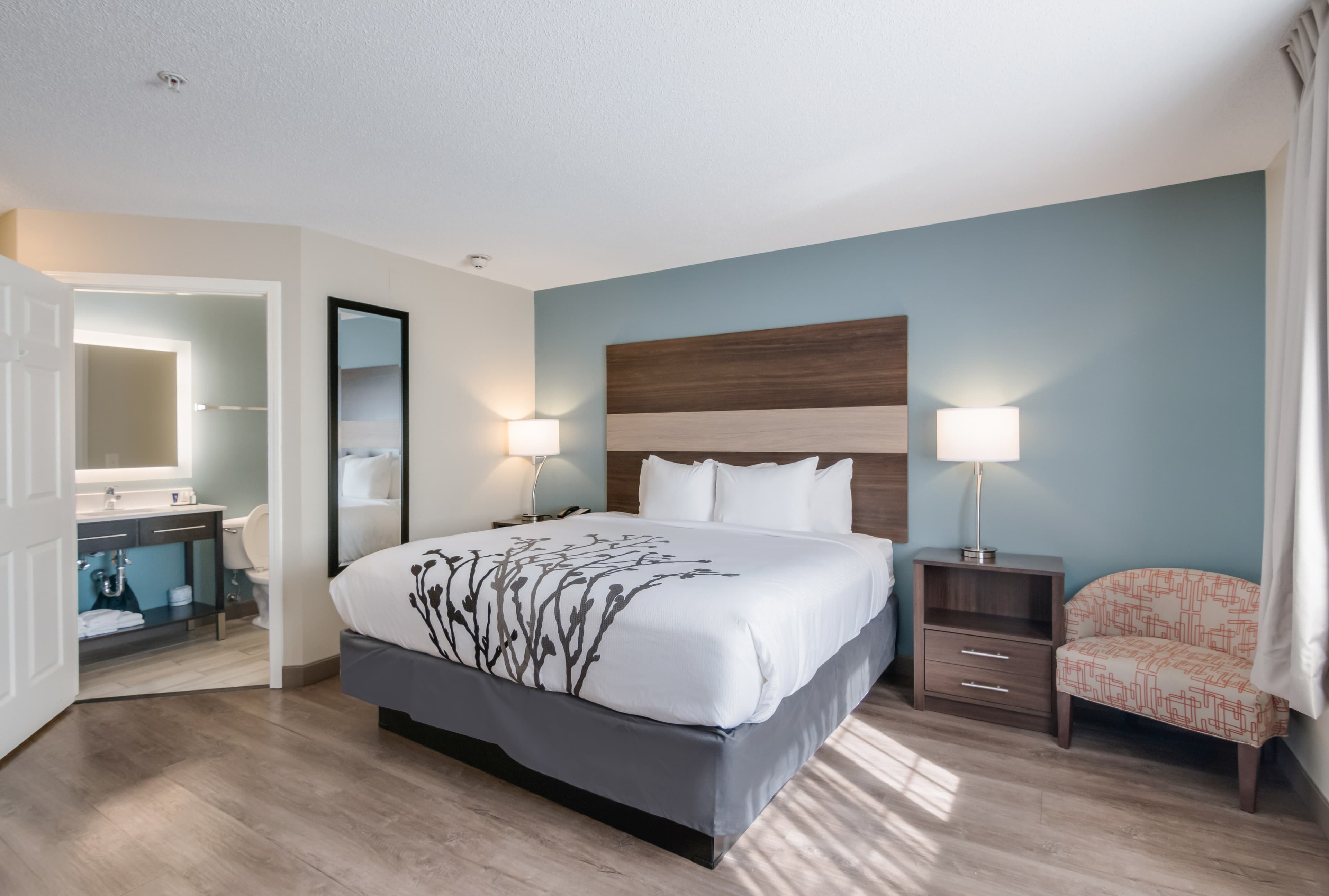 Sleep Inn & Suites Columbus near Fort Benning — 9