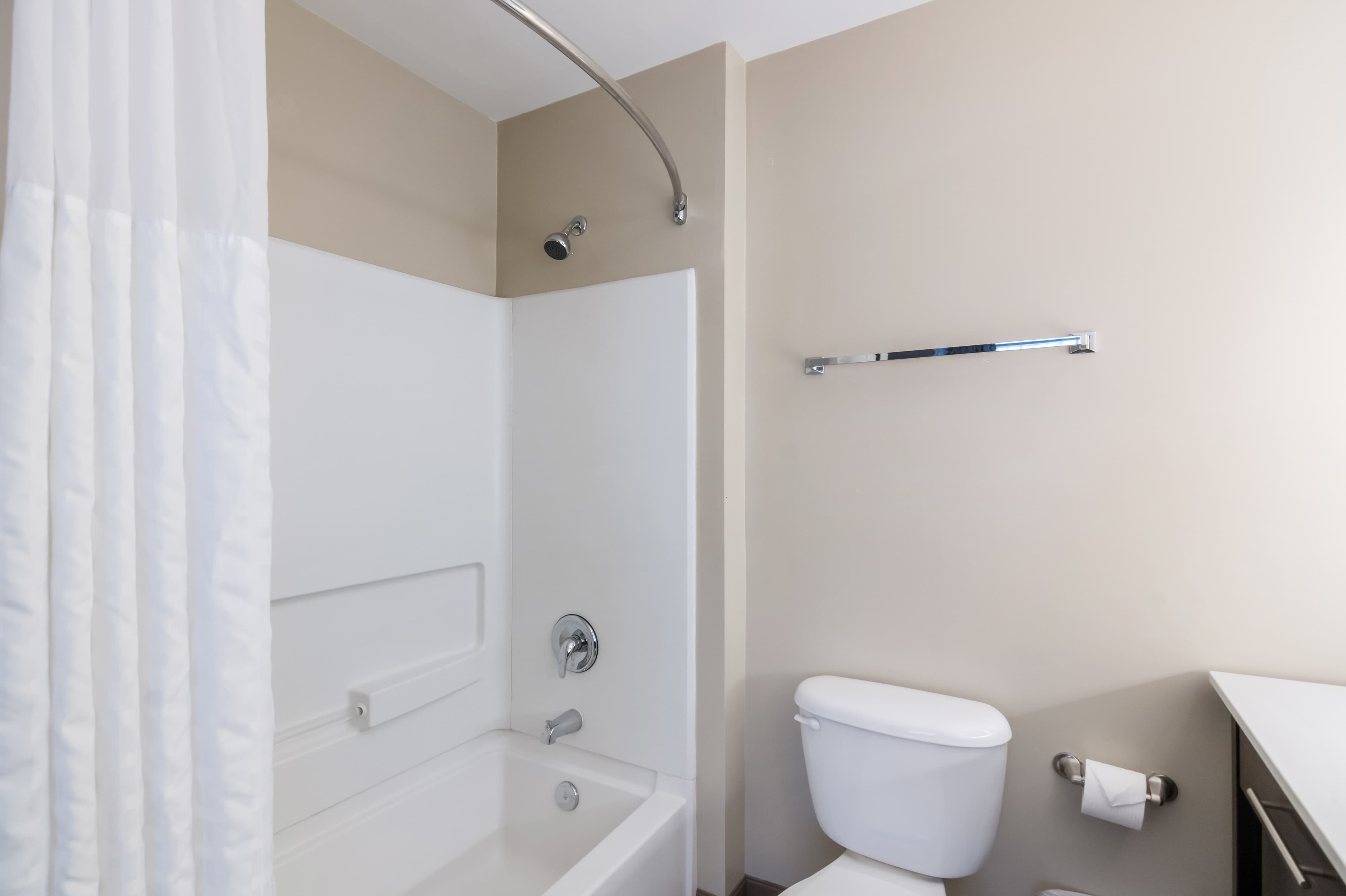 Sleep Inn & Suites Columbus near Fort Benning — 16
