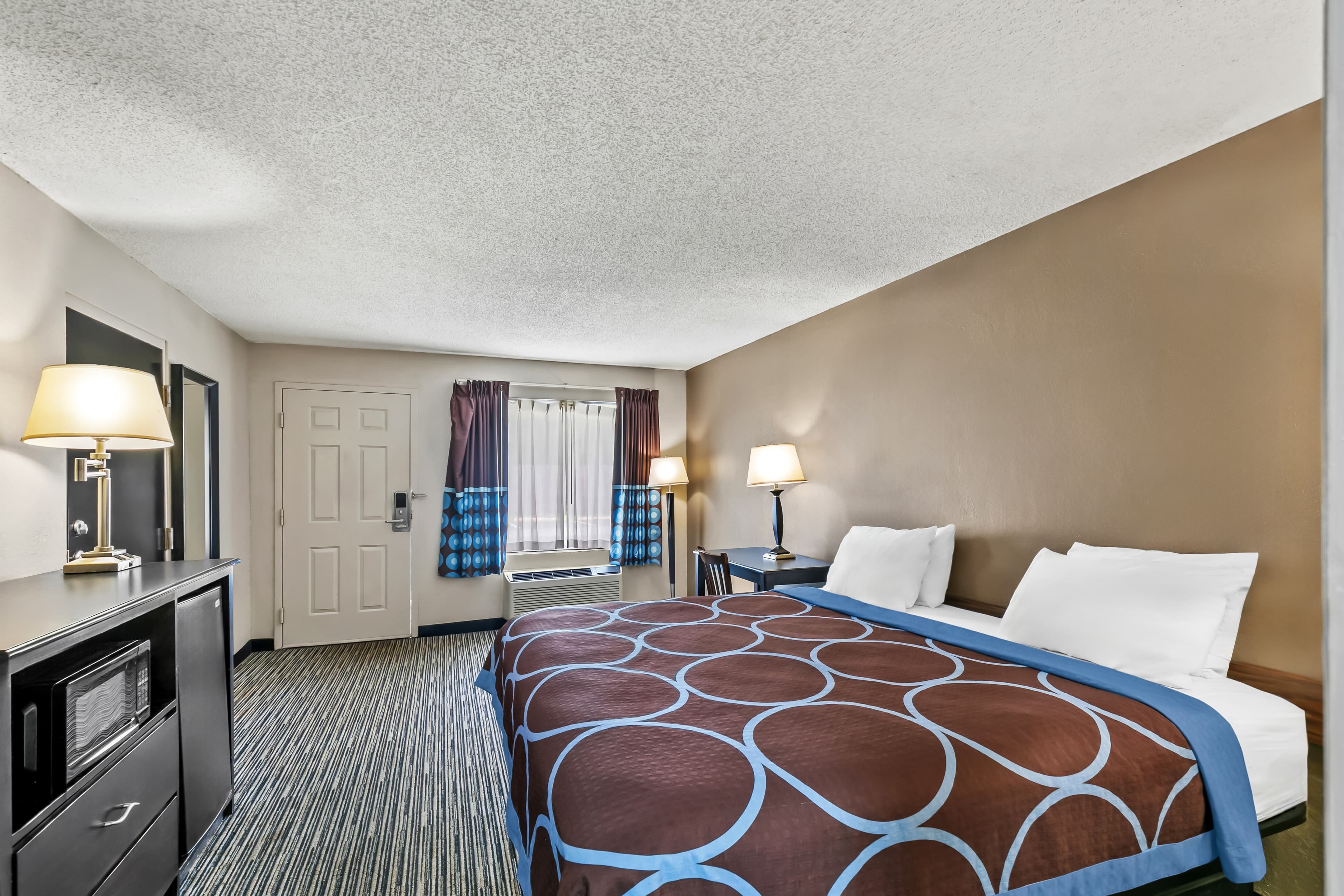 Econo Lodge Elberton - Image 5