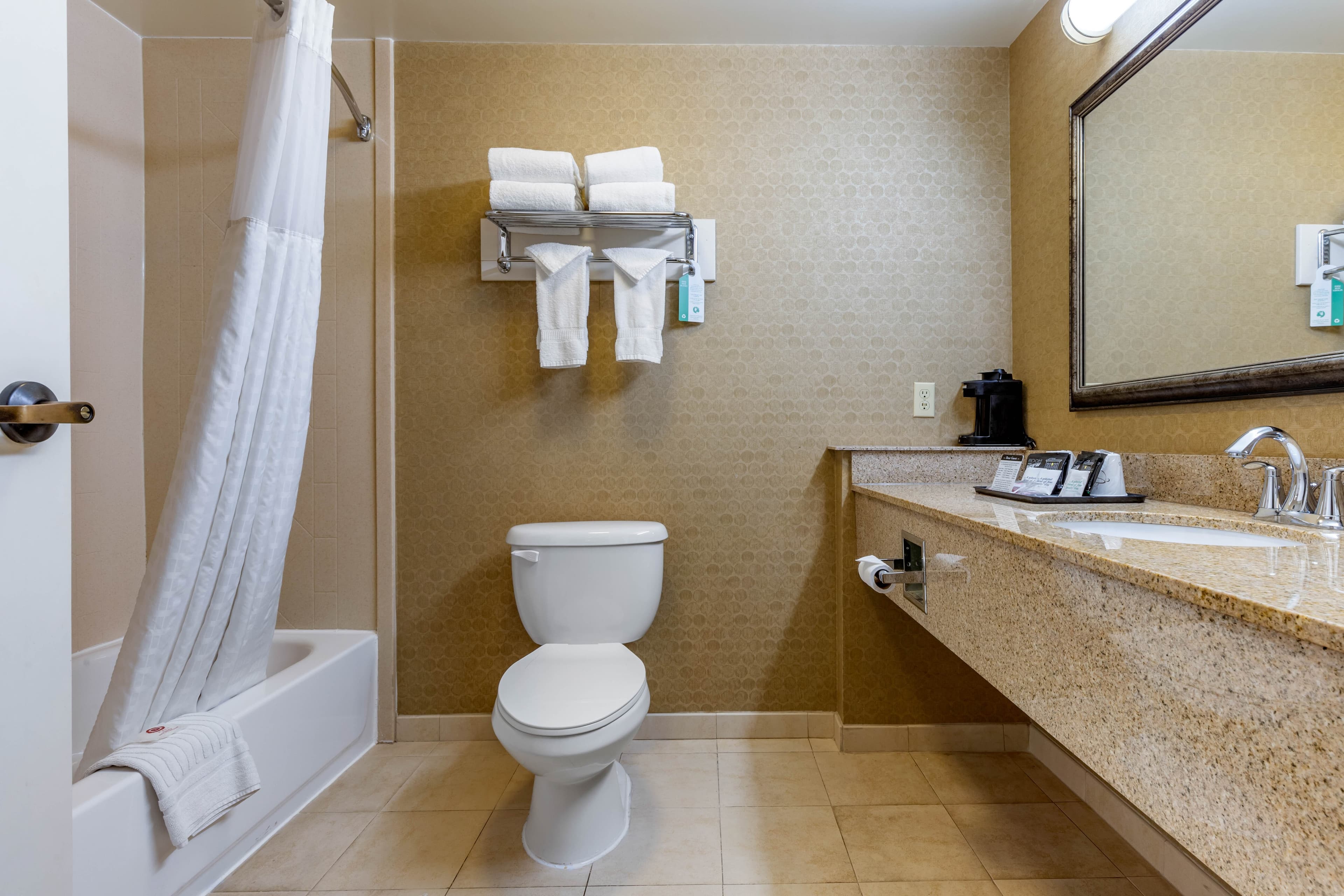 Comfort Inn Warner Robins - Robins Air Force Base Area — 9