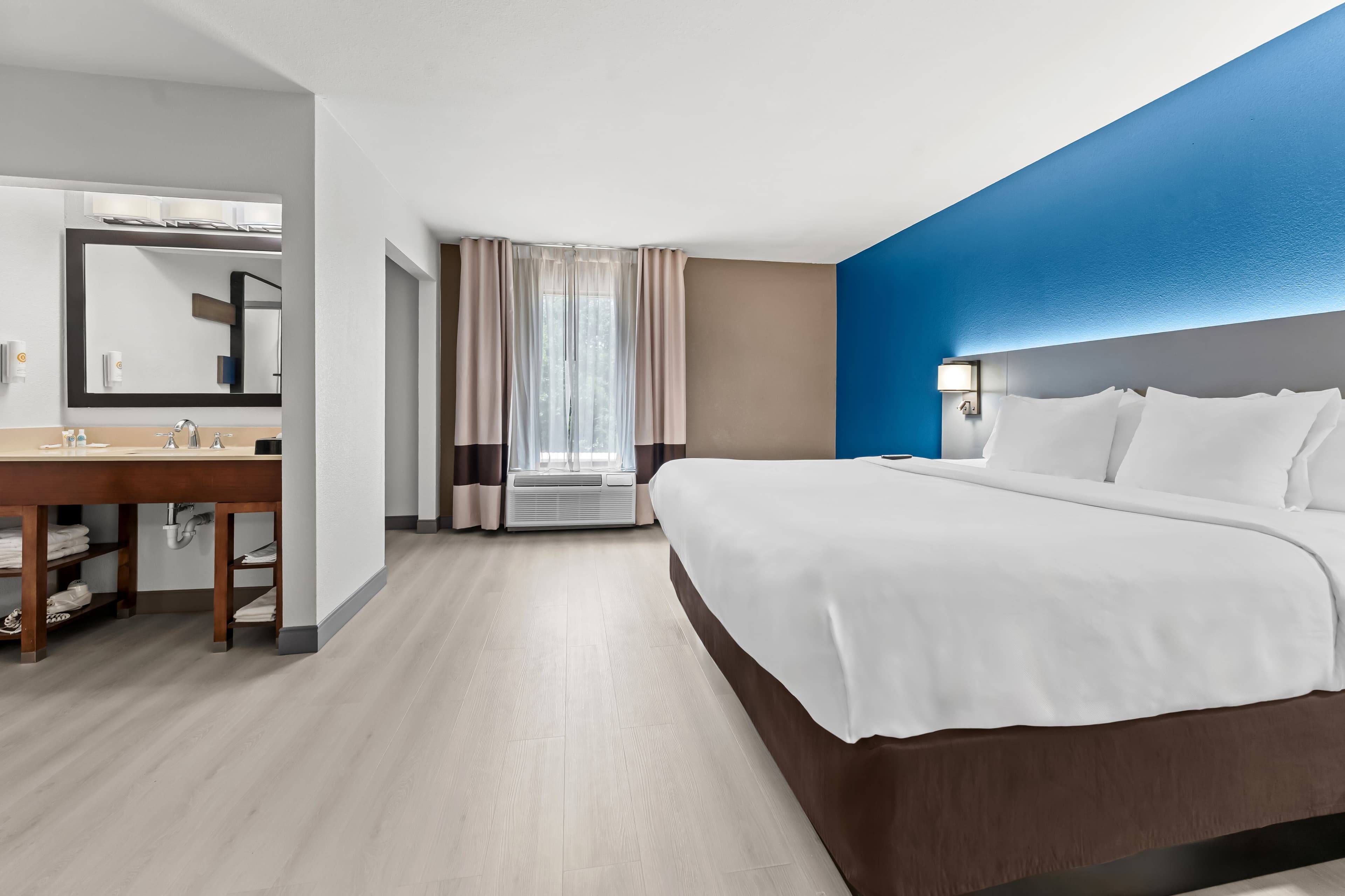 Comfort Inn & Suites Perry National Fairgrounds Area — 14