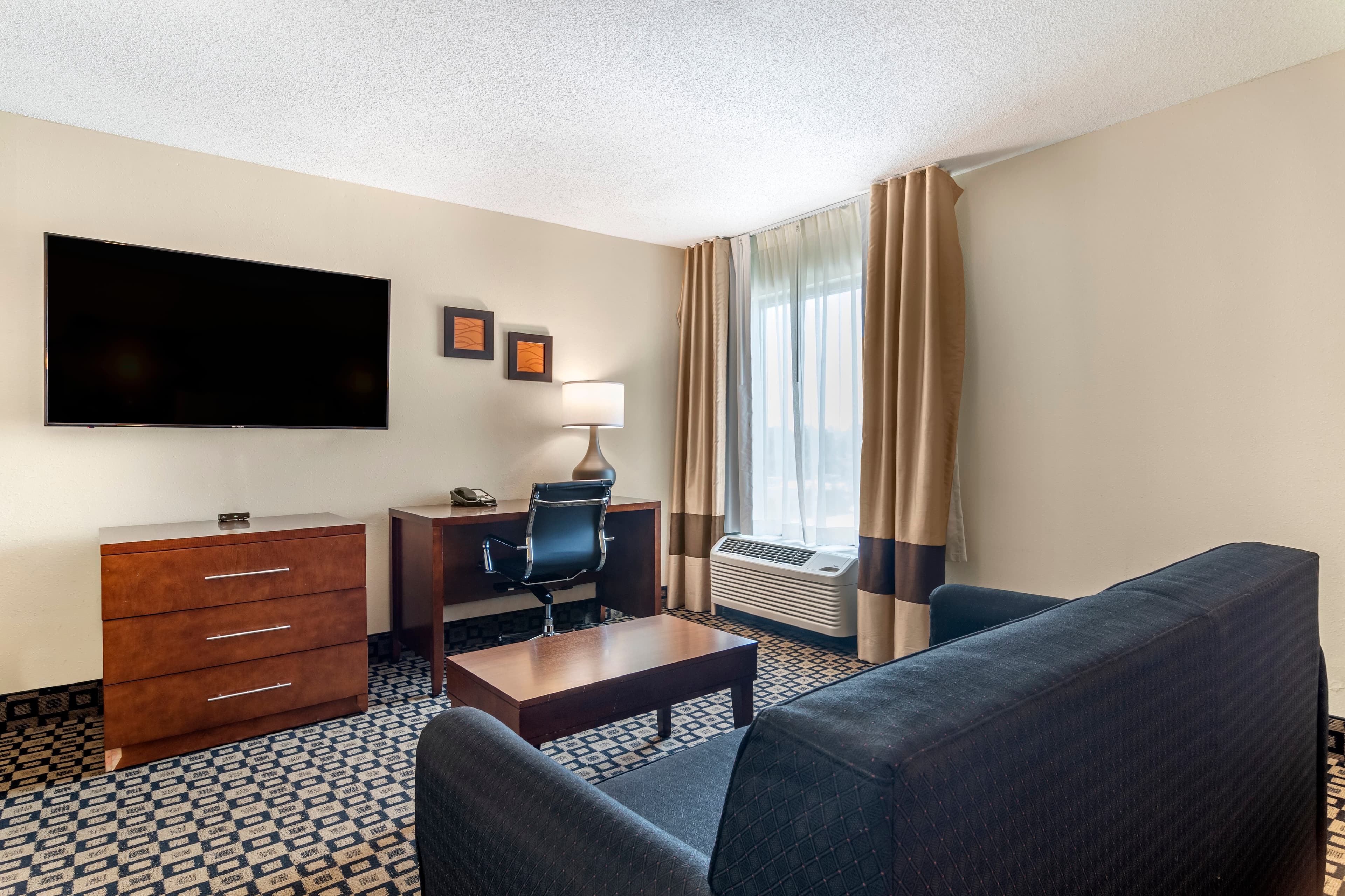 Comfort Inn & Suites Athens North — 22