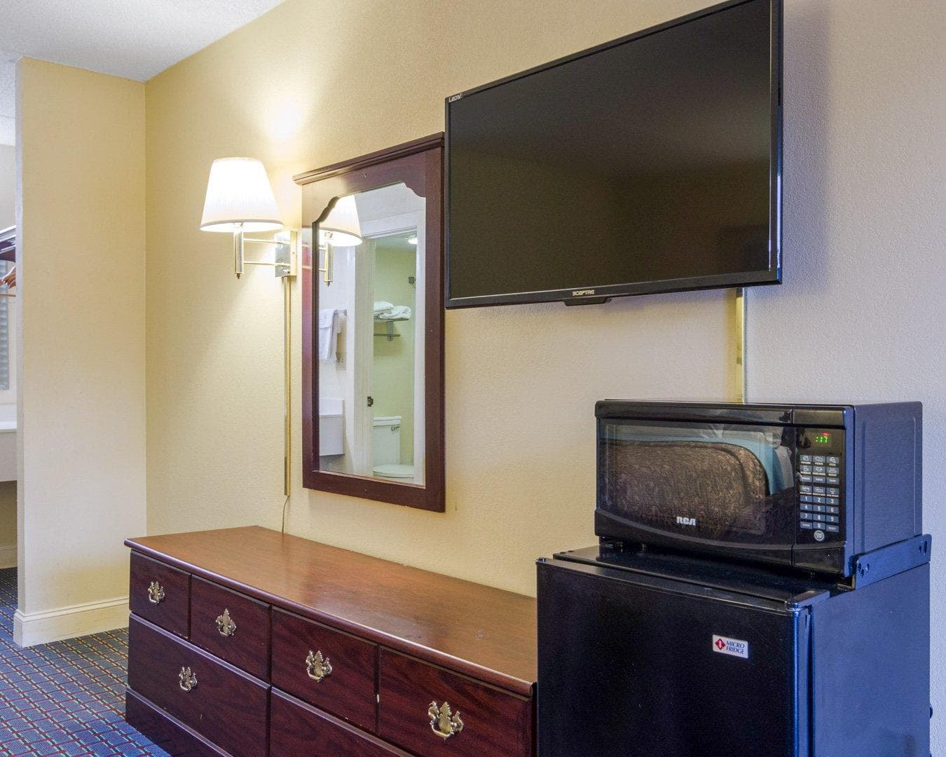 Rodeway Inn Norcross - Image 5