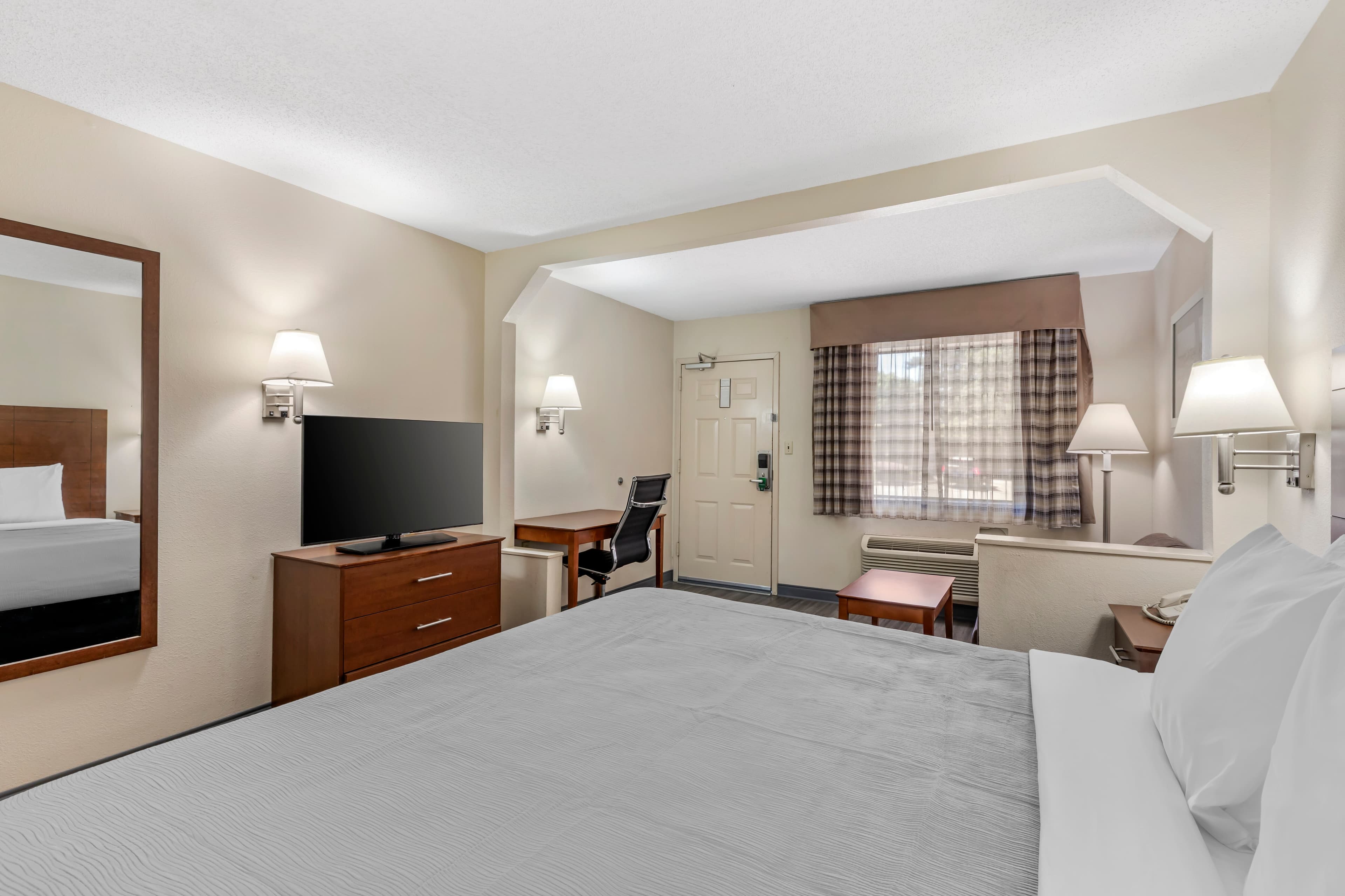 Quality Inn & Suites Stockbridge Atlanta South I-75 — 8