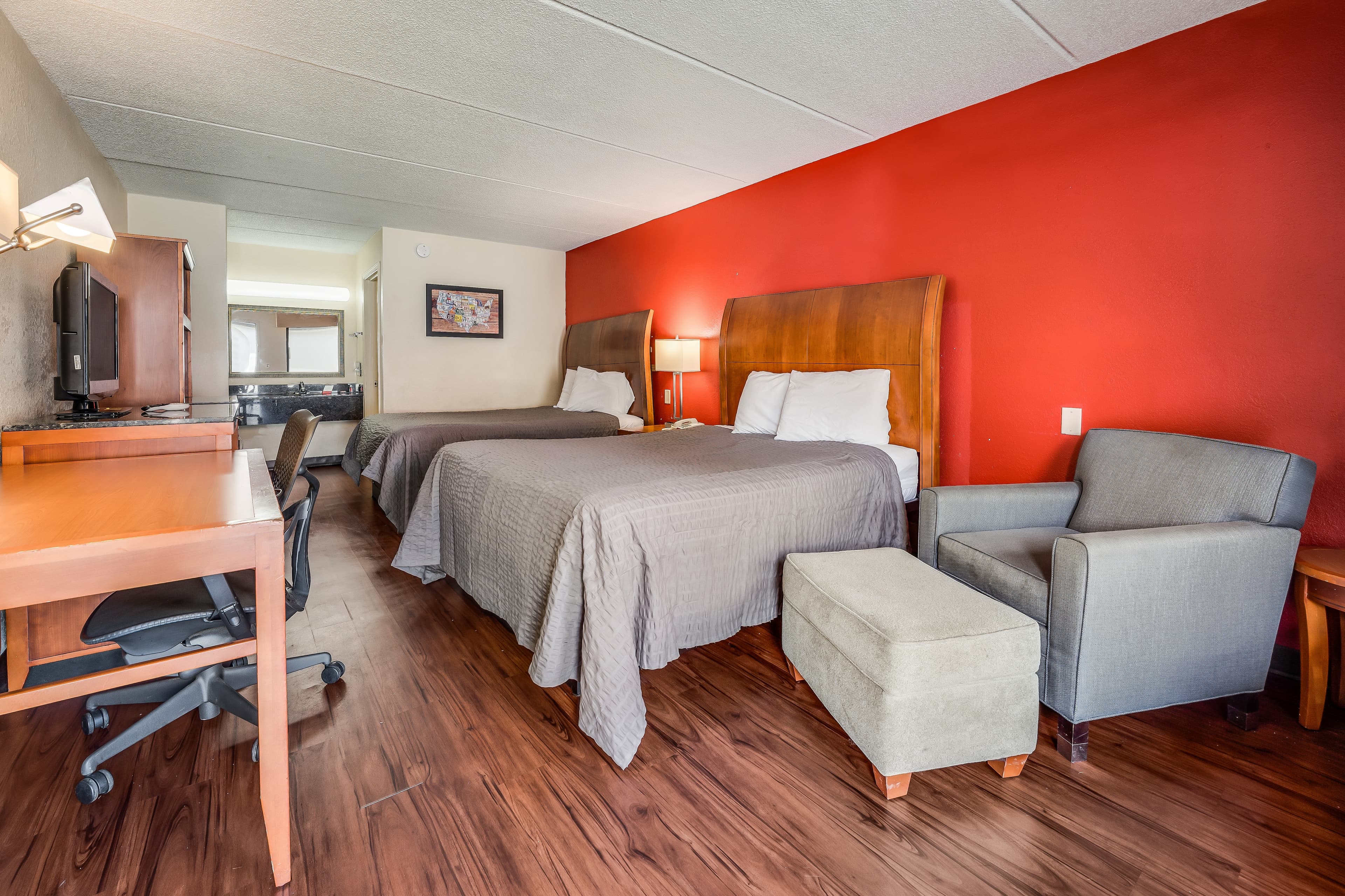 Econo Lodge Inn & Suites Griffin North — 20