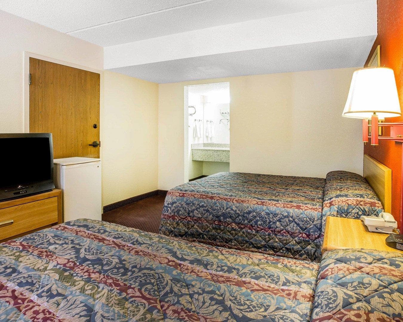 Econo Lodge Jonesboro - Atlanta South - Image 3