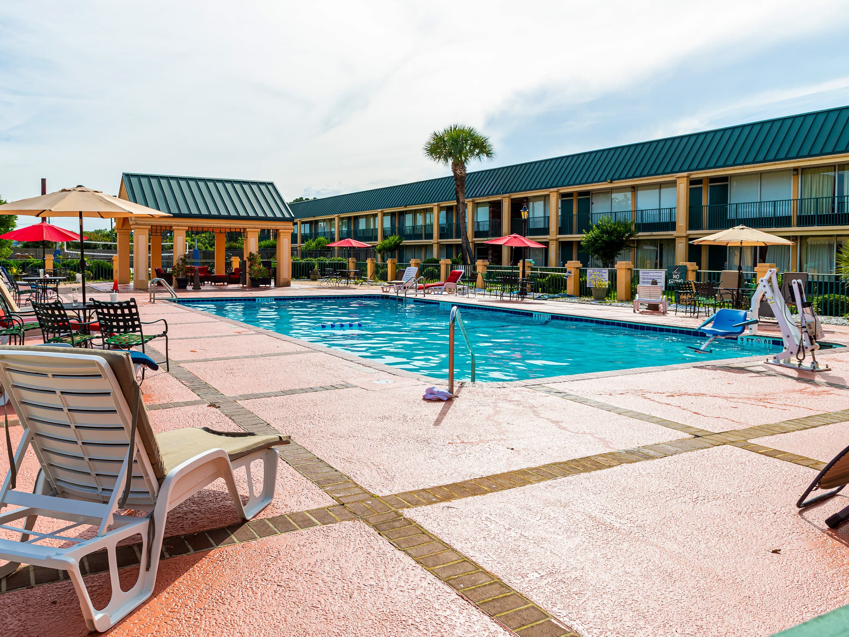 Quality Inn Richmond Hill - Savannah I-95 - Image 1