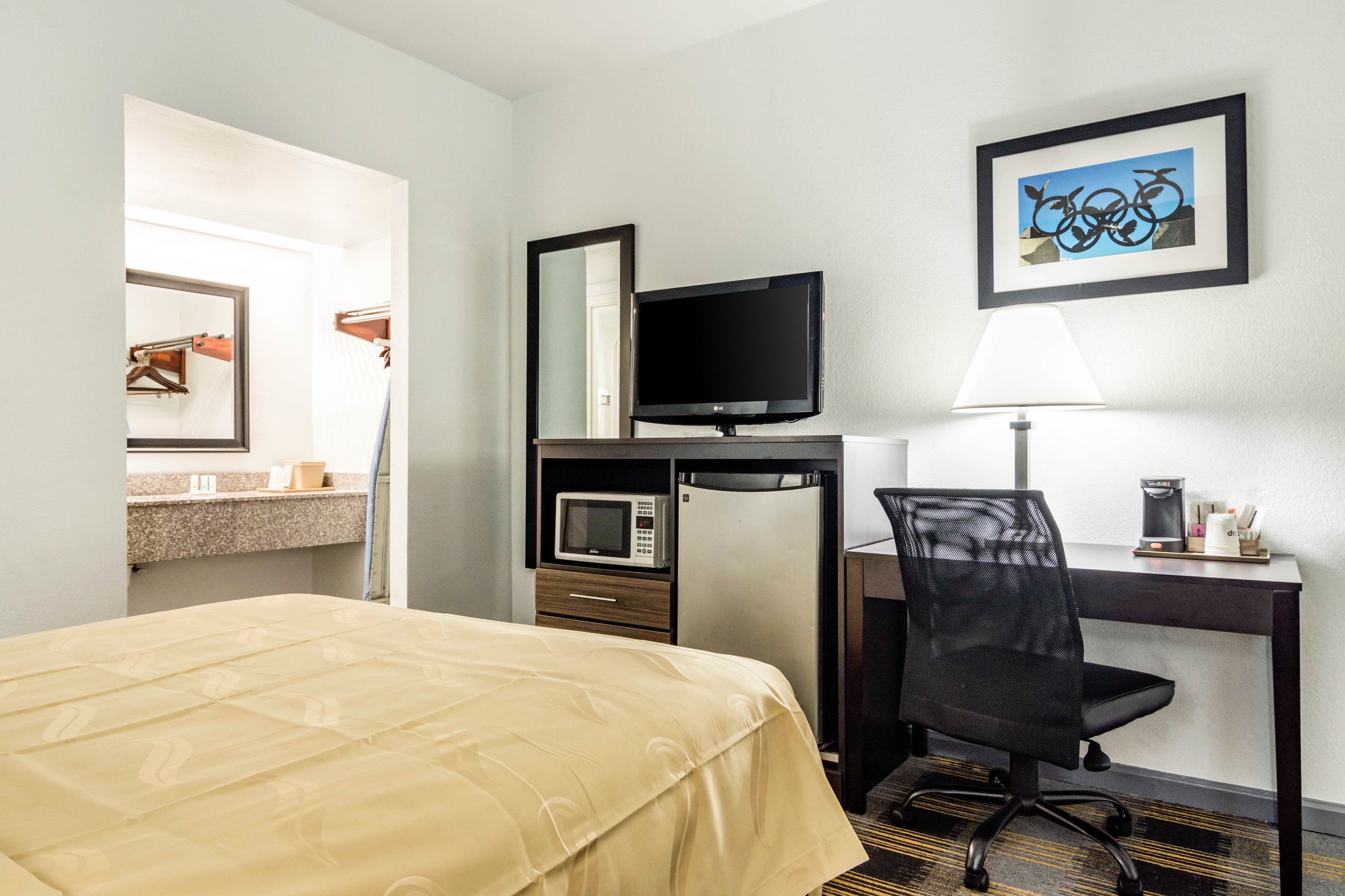 Quality Inn near Six Flags — 11