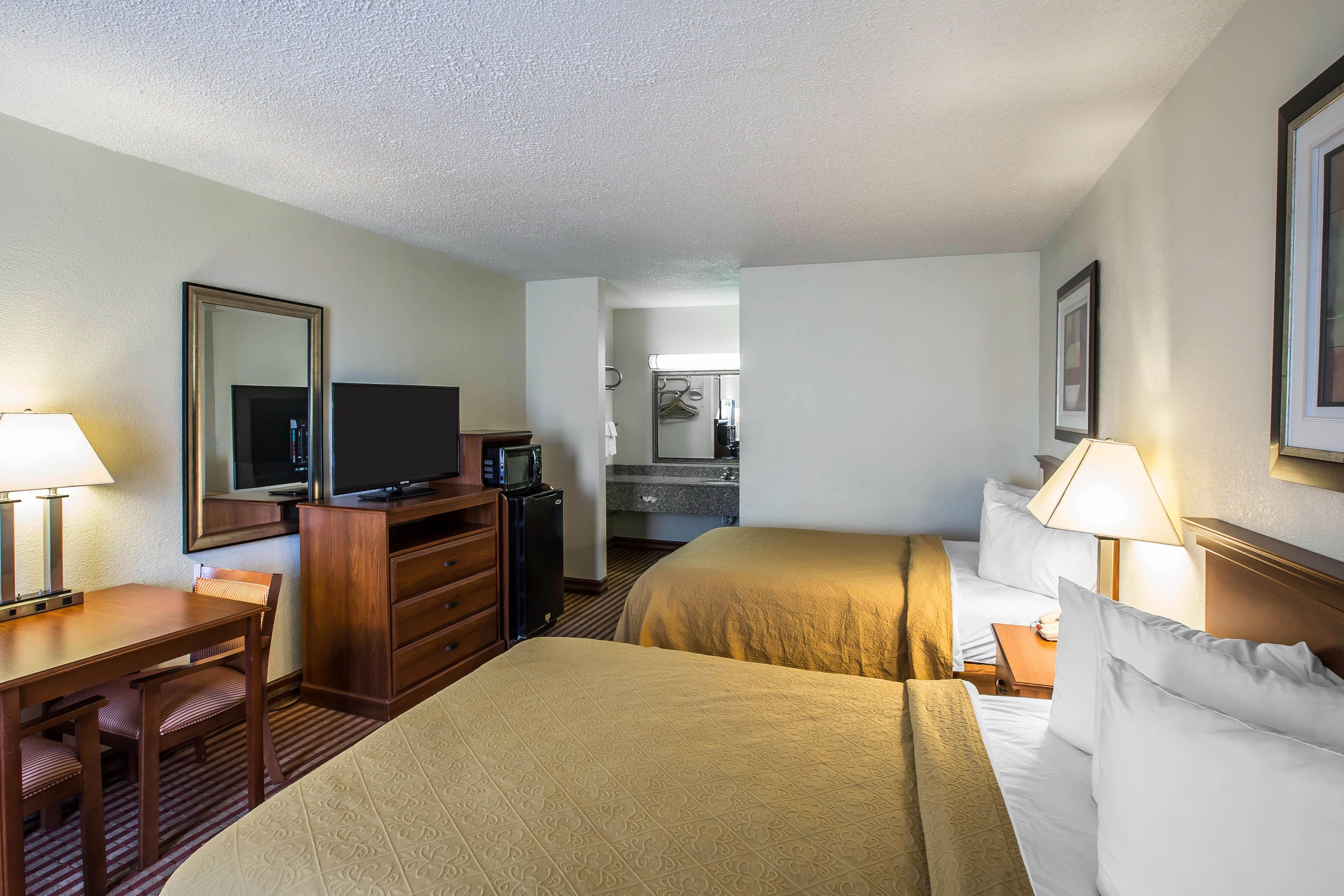 Quality Inn Madison - Image 4