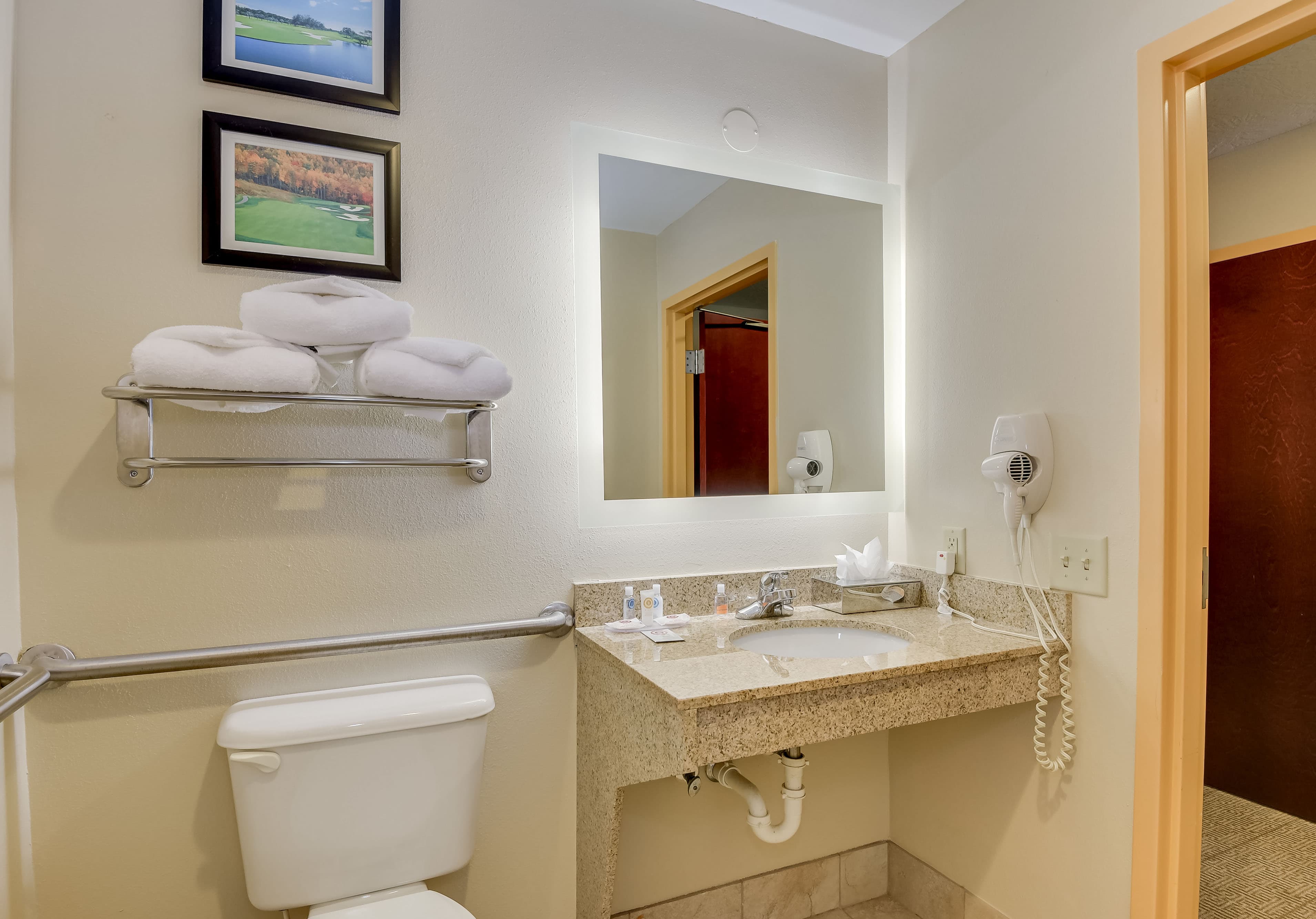 Comfort Inn & Suites Augusta Fort Gordon Area — 6
