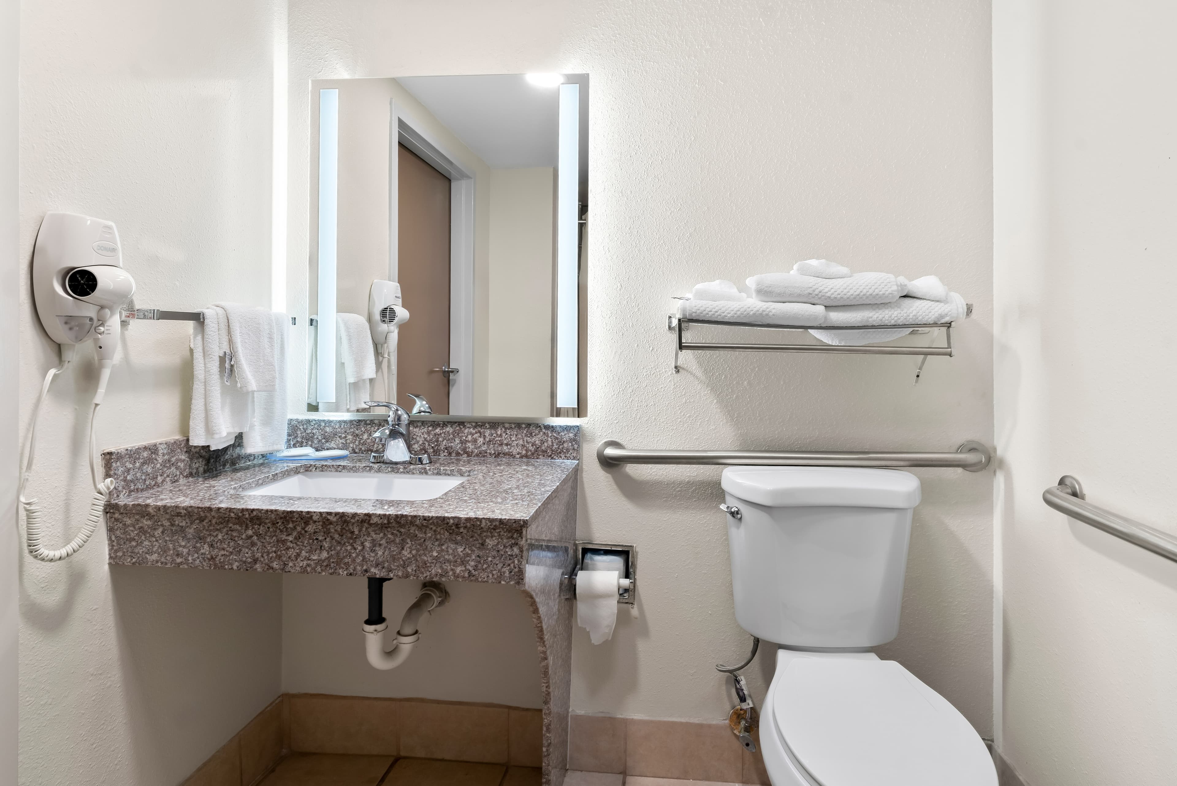 Quality Inn Sandersville — 12