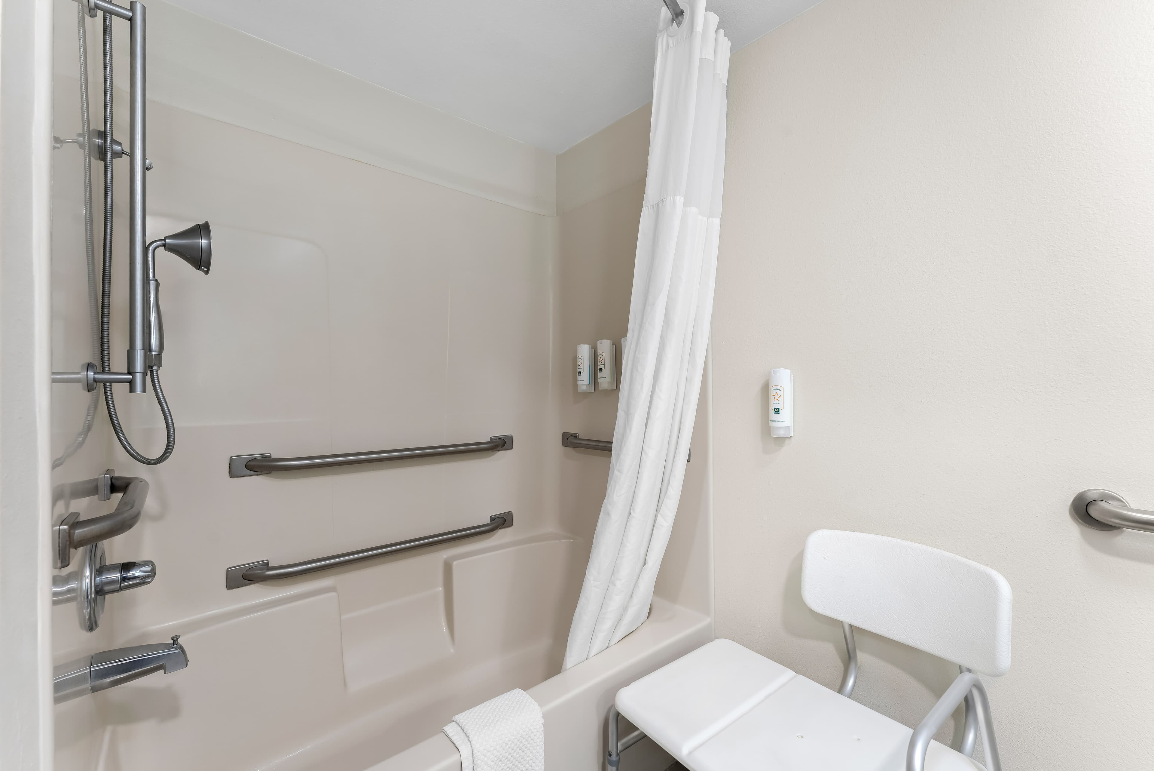 Quality Inn Sandersville — 9