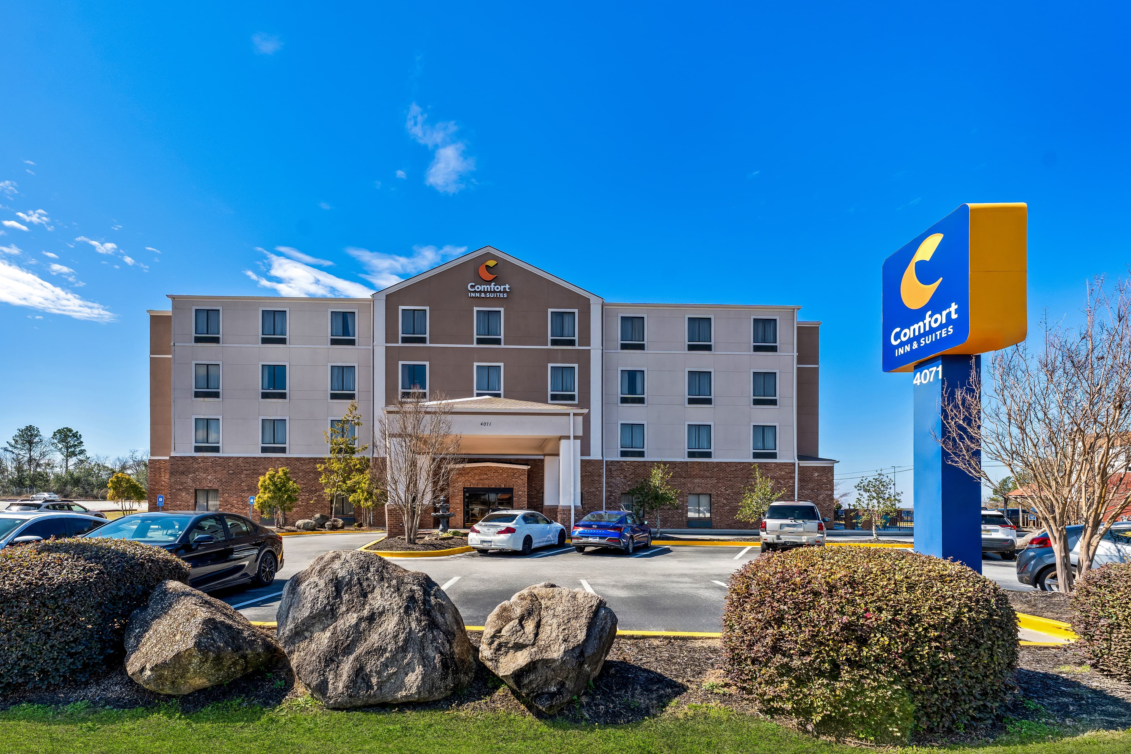 Comfort Inn & Suites Augusta West Near Fort Gordon - Image 1