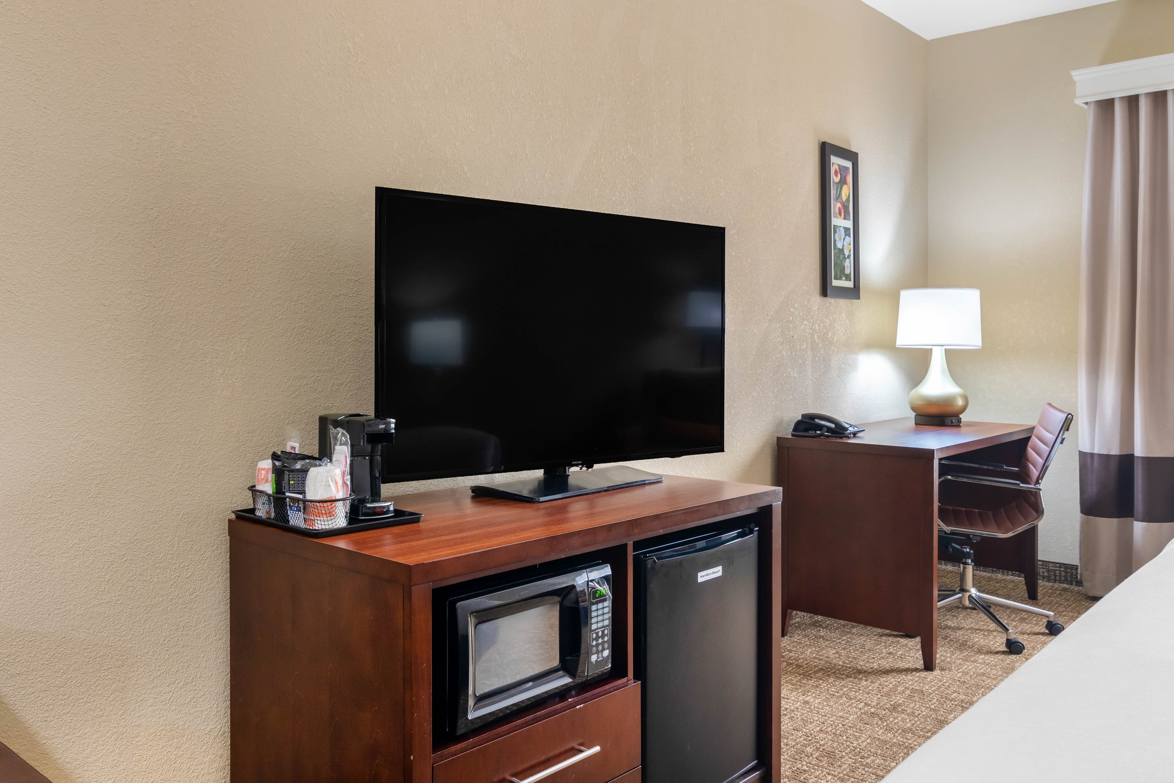 Comfort Inn & Suites Griffin North - Image 4