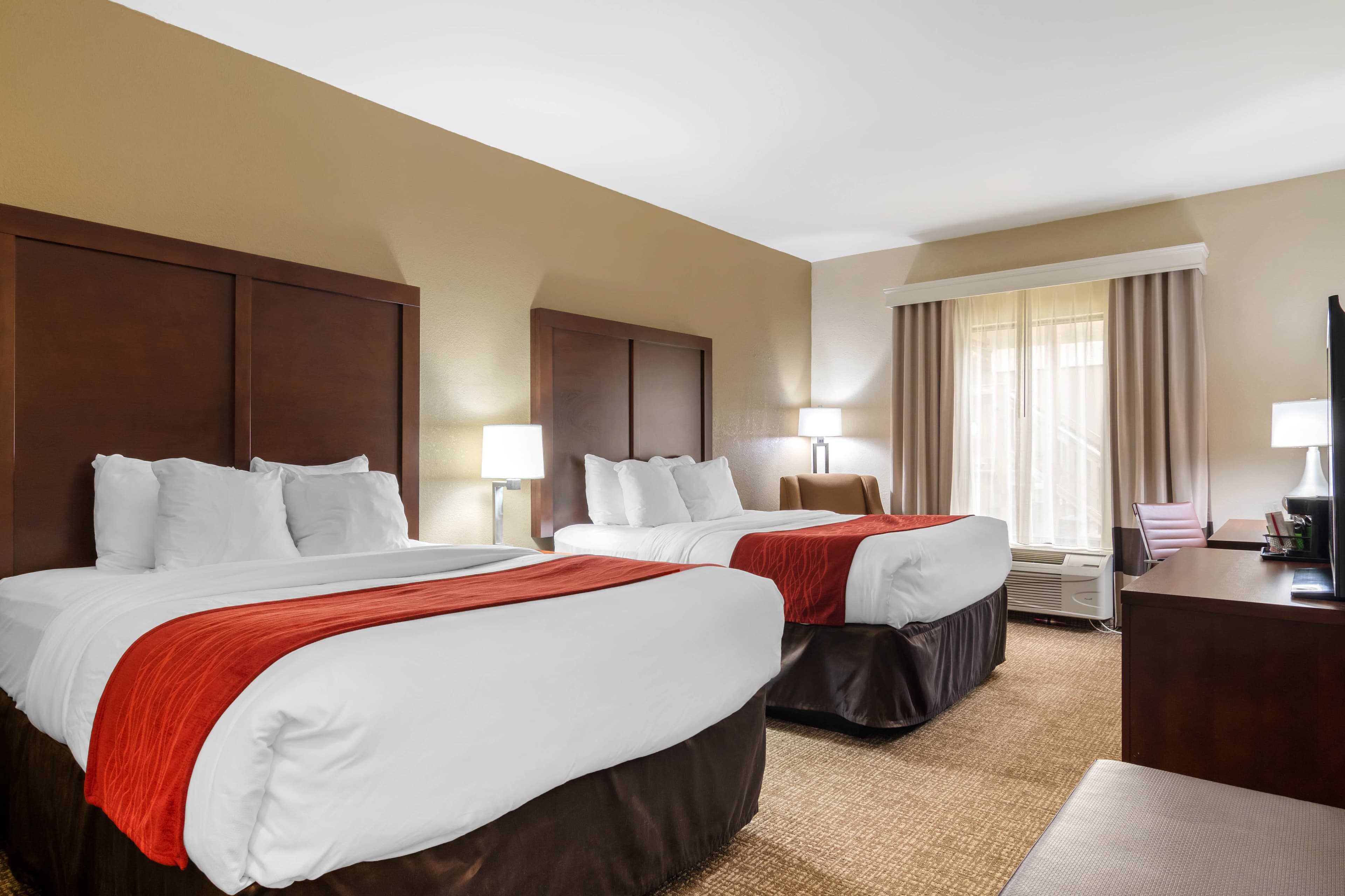 Comfort Inn & Suites Griffin North — 11