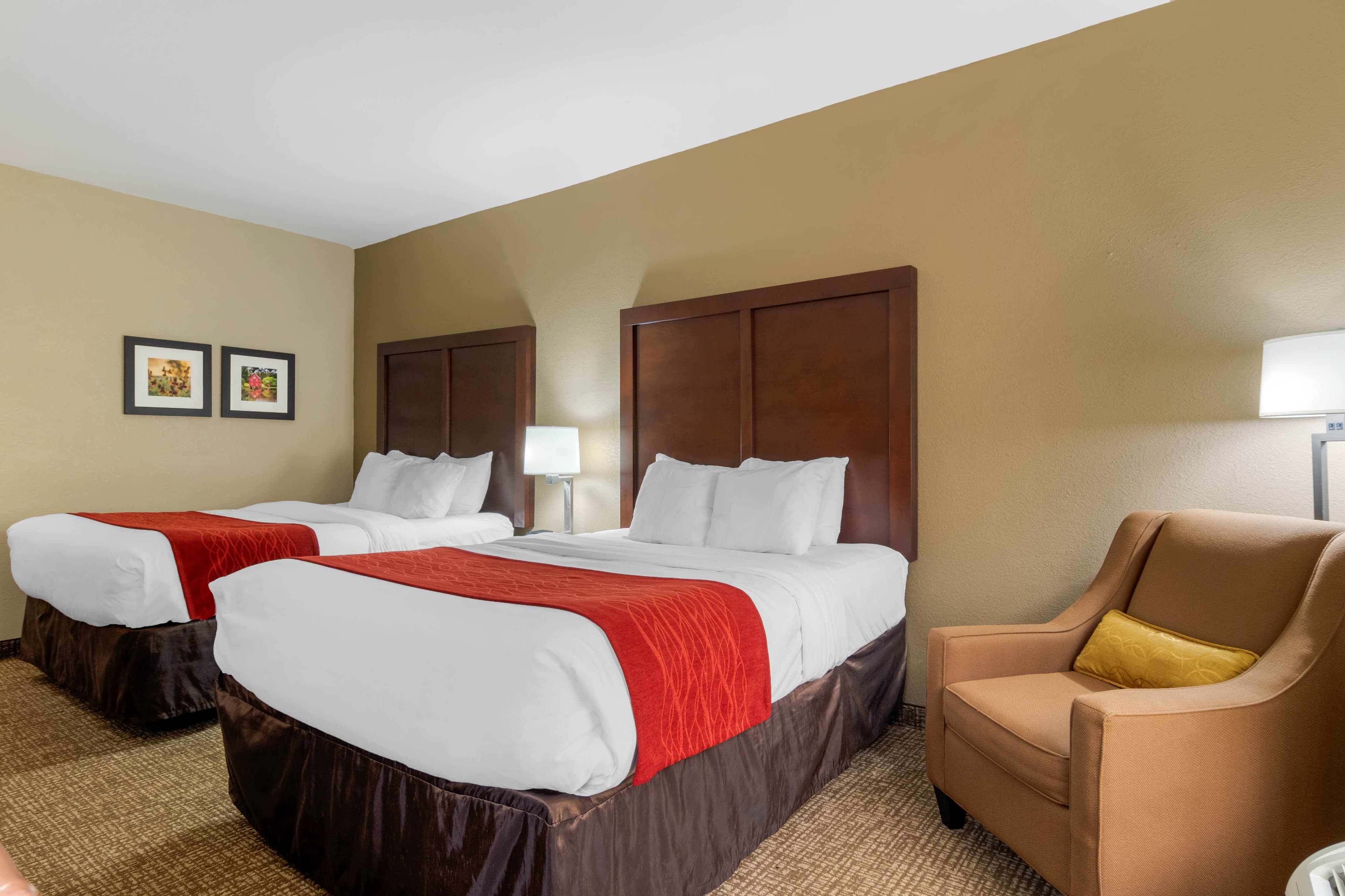 Comfort Inn & Suites Griffin North — 13