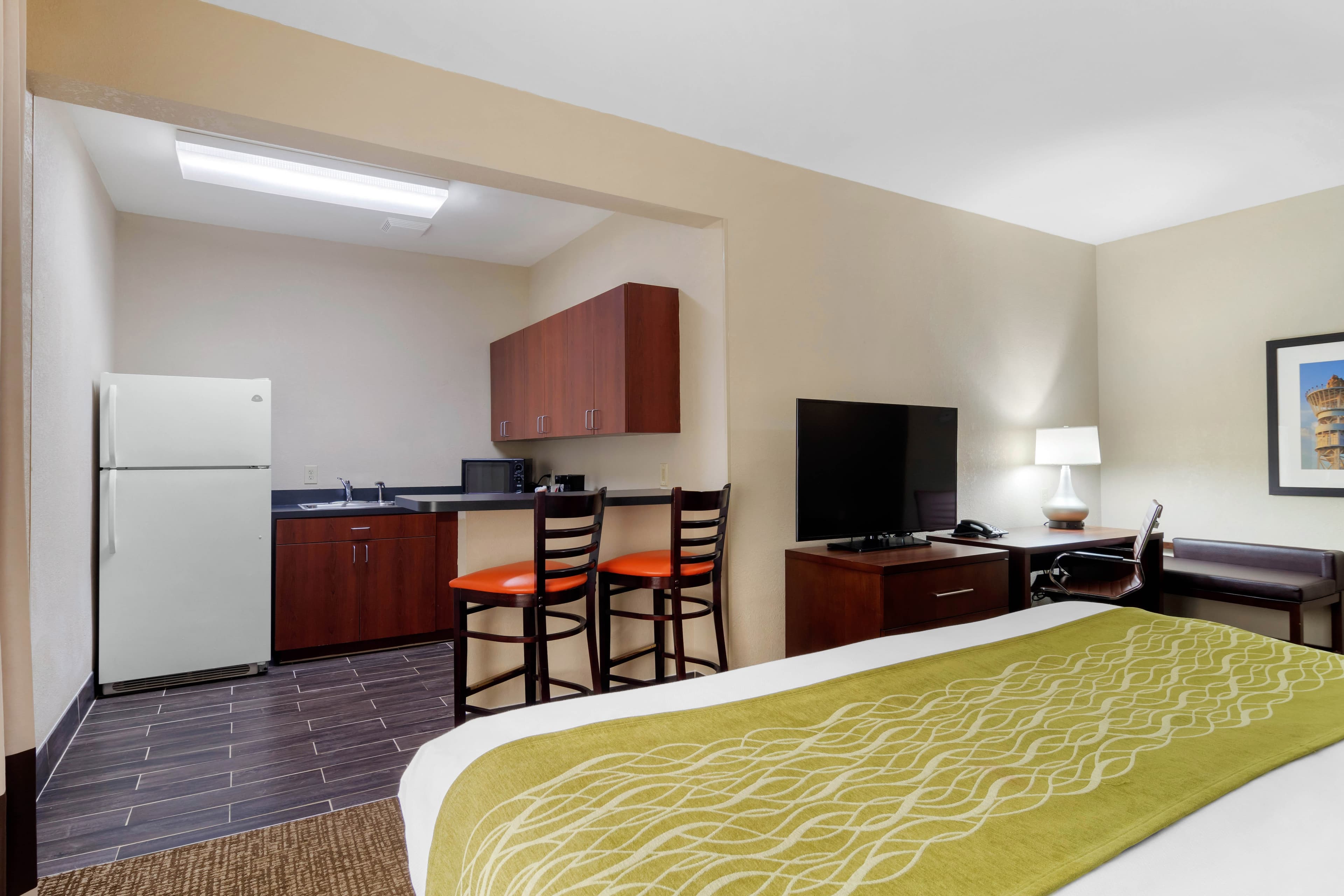 Comfort Inn & Suites Griffin North — 21