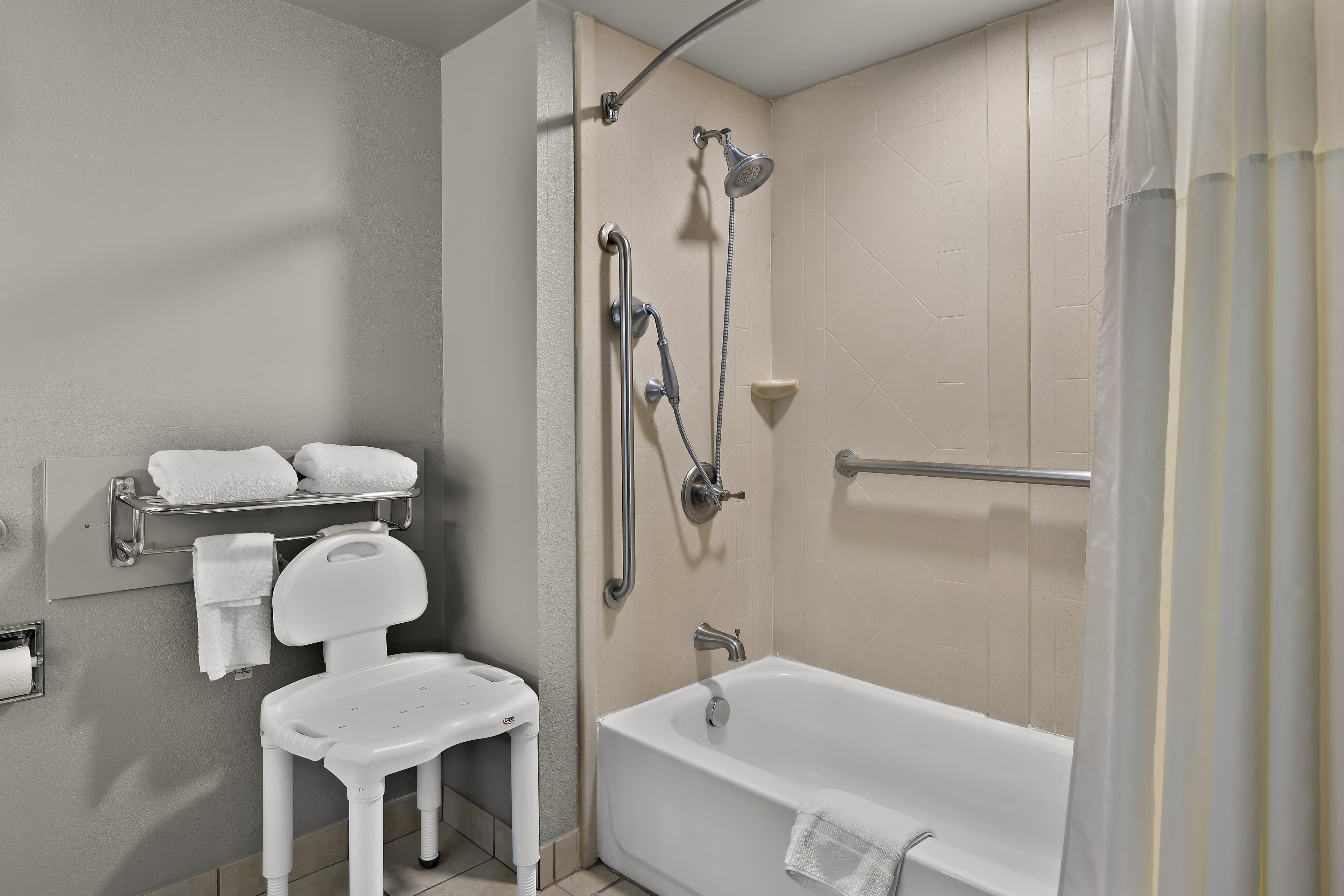 Quality Inn & Suites Vidalia — 6