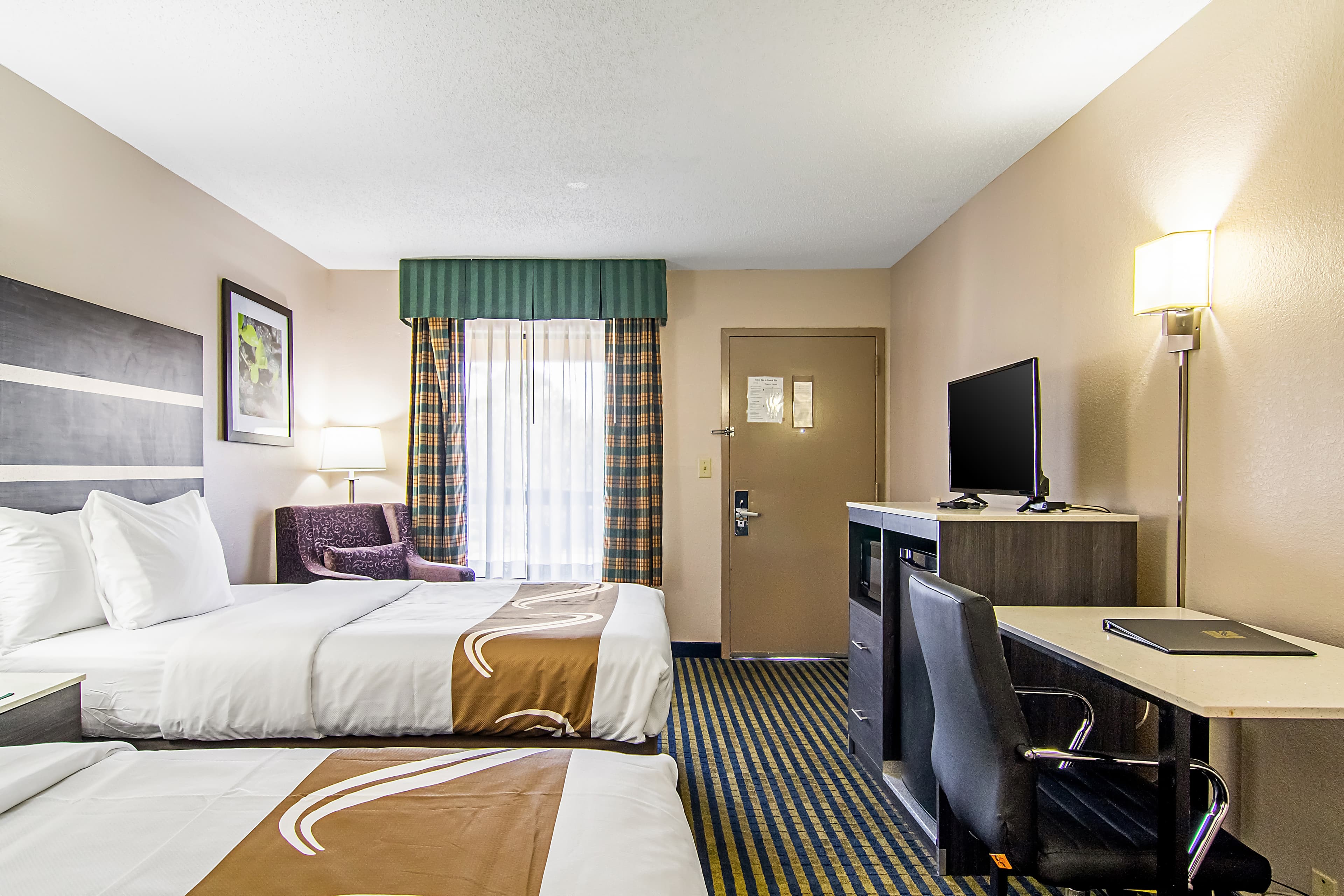 Quality Inn Savannah I-95 — 10