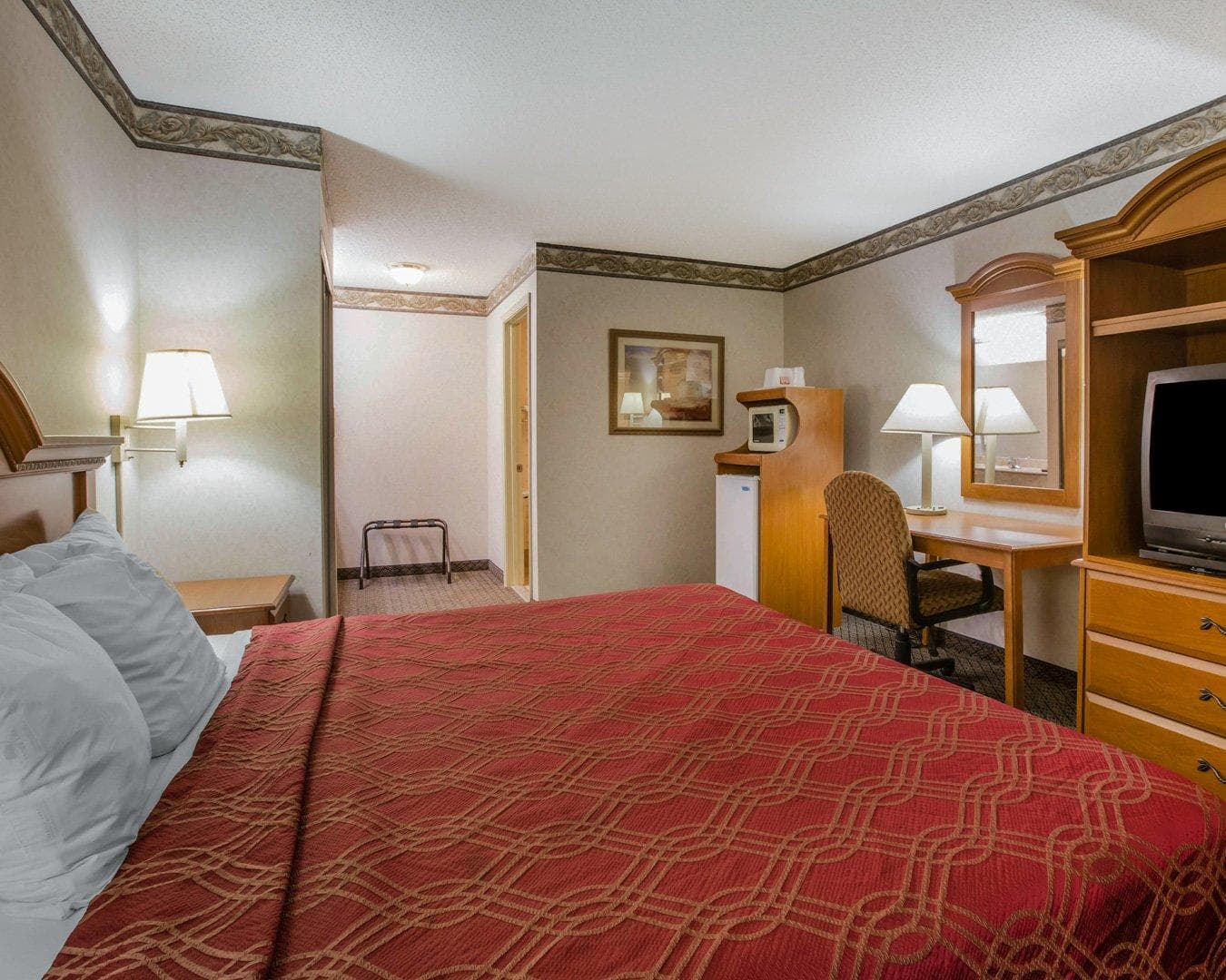 Econo Lodge Villa Rica - Image 4
