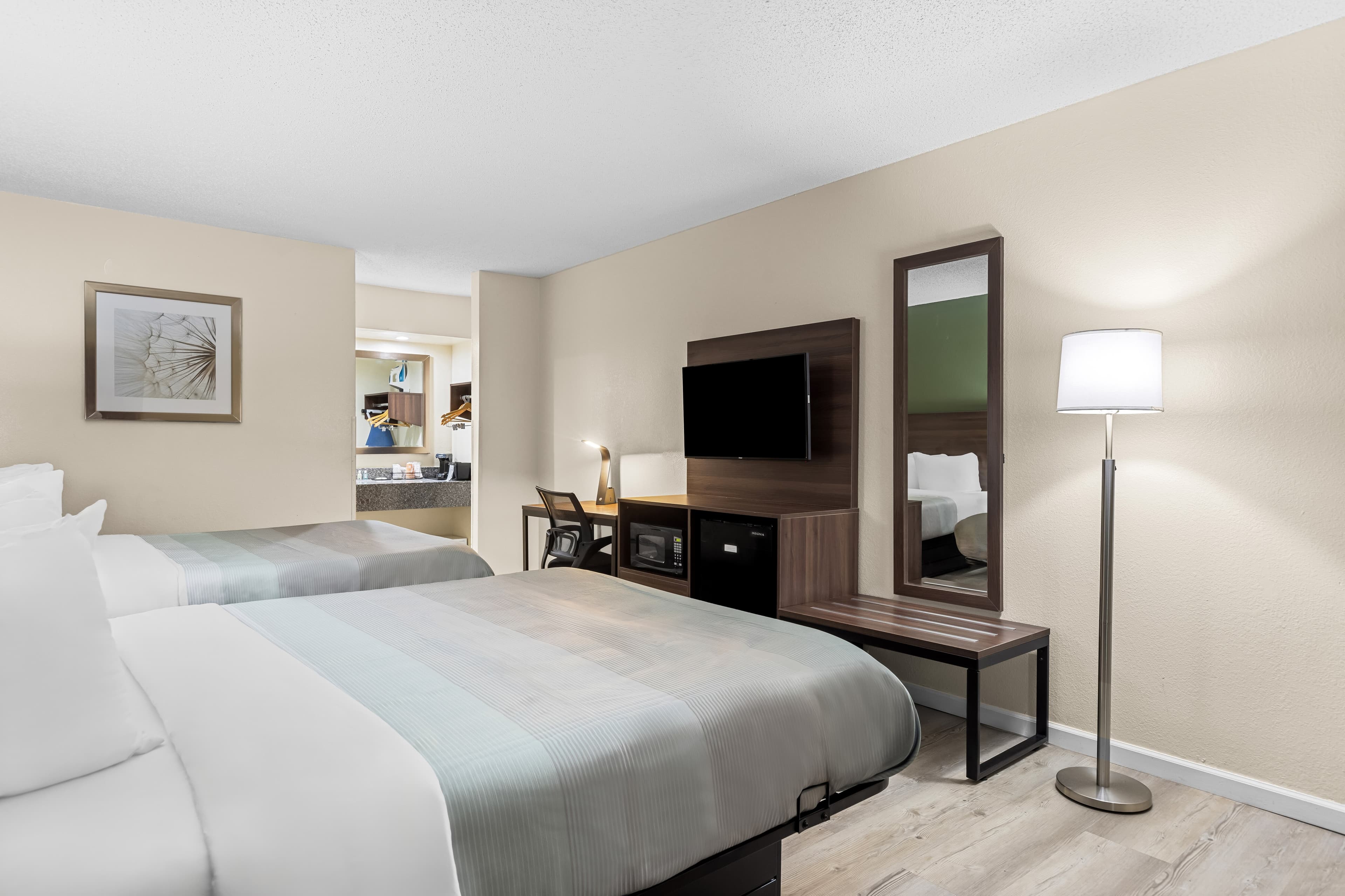 Quality Inn Port Wentworth Savannah North - Image 3