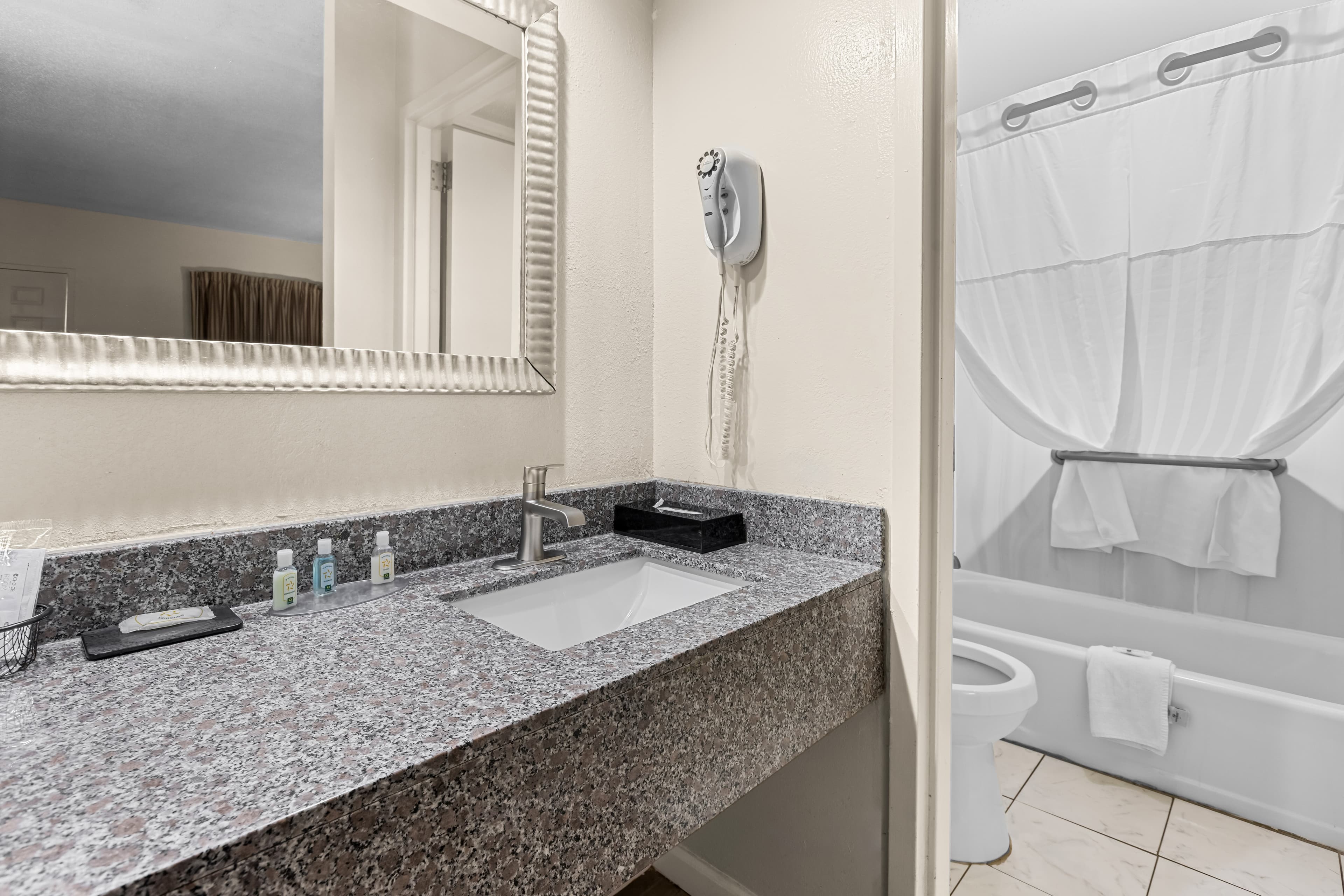 Quality Inn Port Wentworth Savannah North — 13