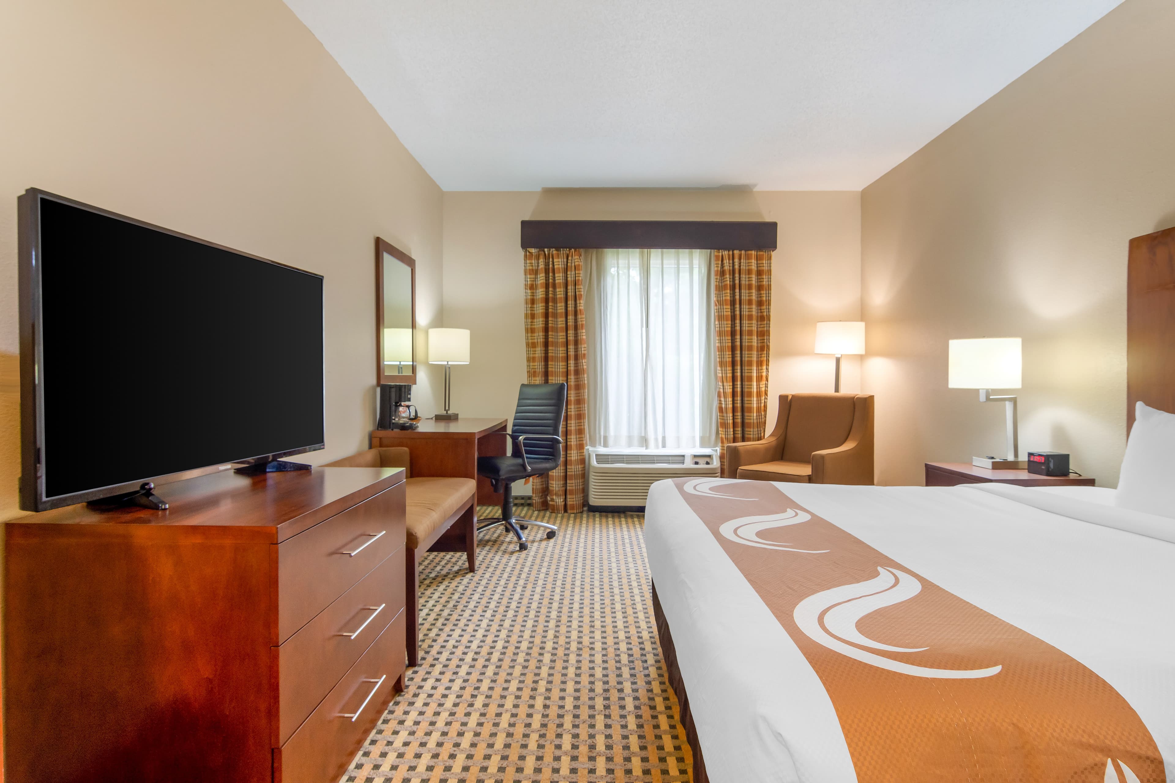 Quality Inn & Suites Decatur - Atlanta East — 10