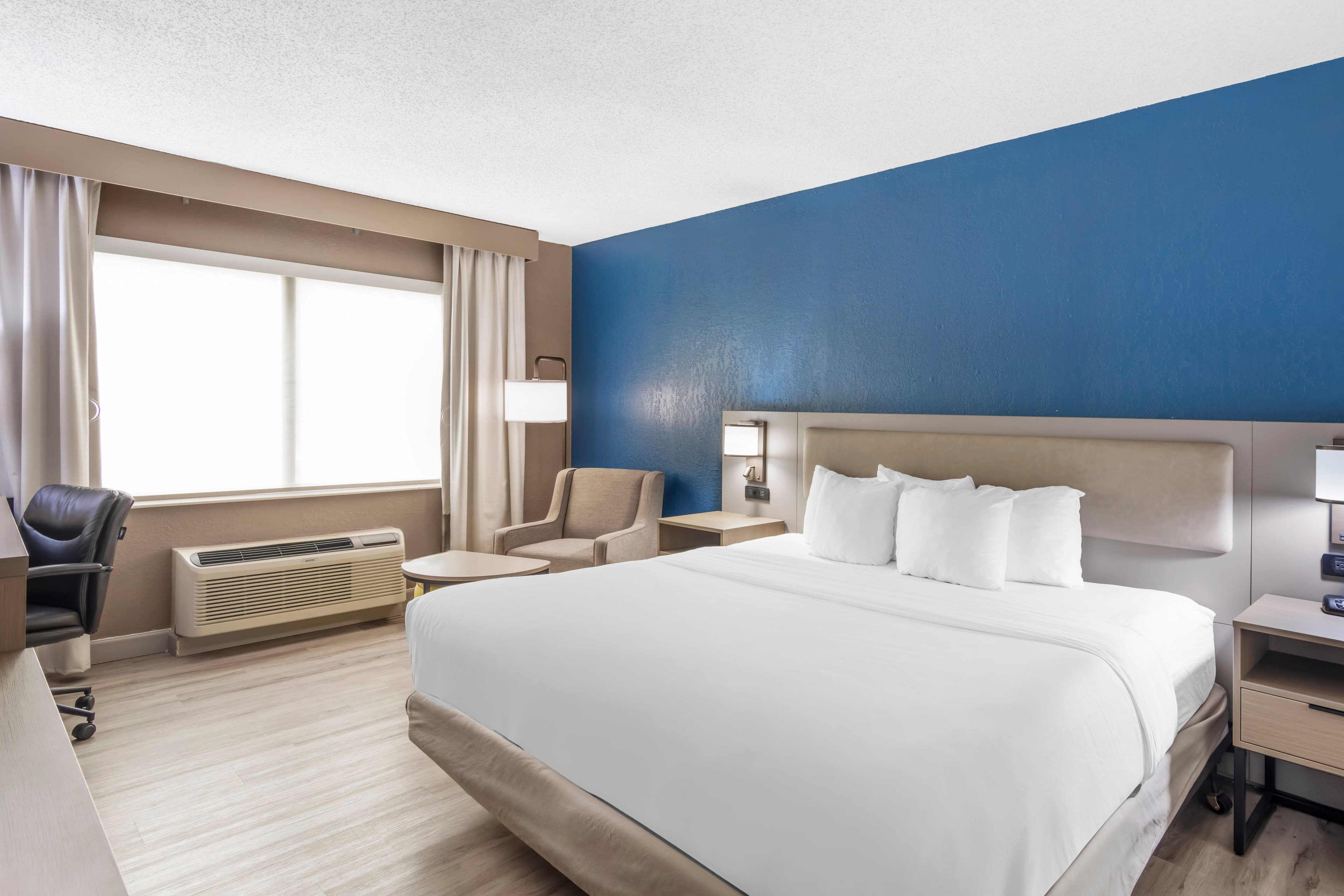 Comfort Inn Alpharetta-Atlanta North - Image 2