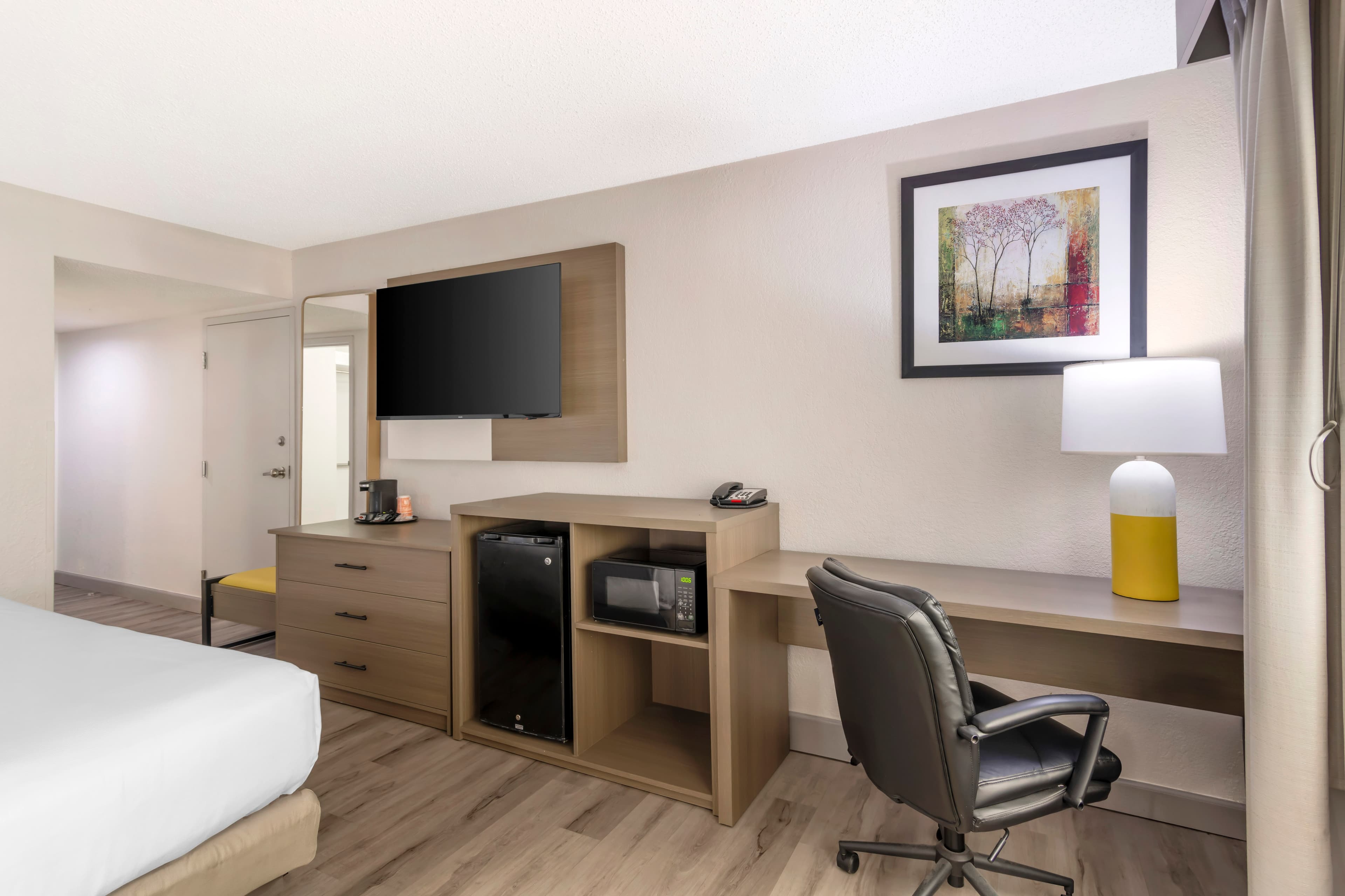 Comfort Inn Alpharetta-Atlanta North - Image 4