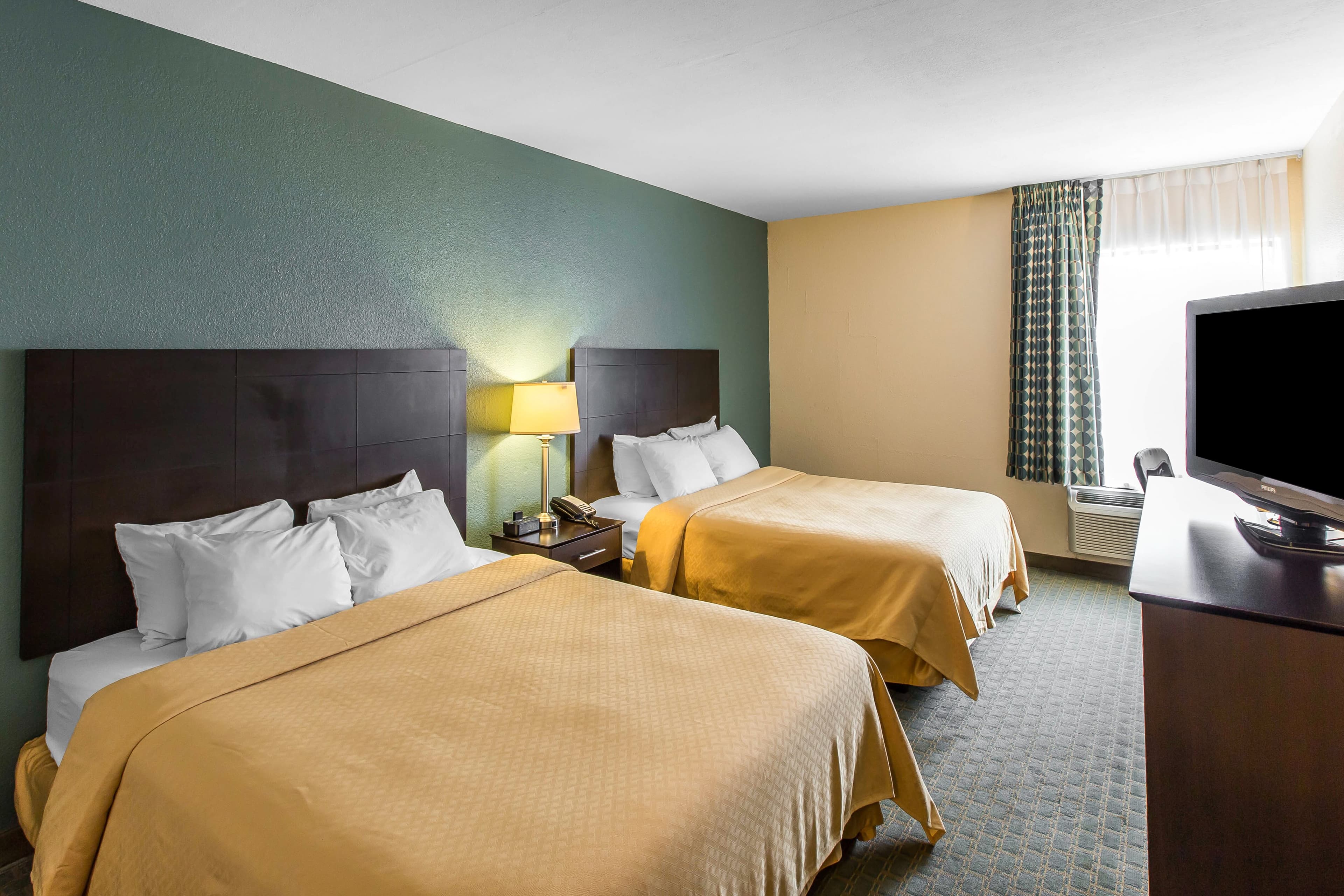 Quality Inn Fitzgerald — 22