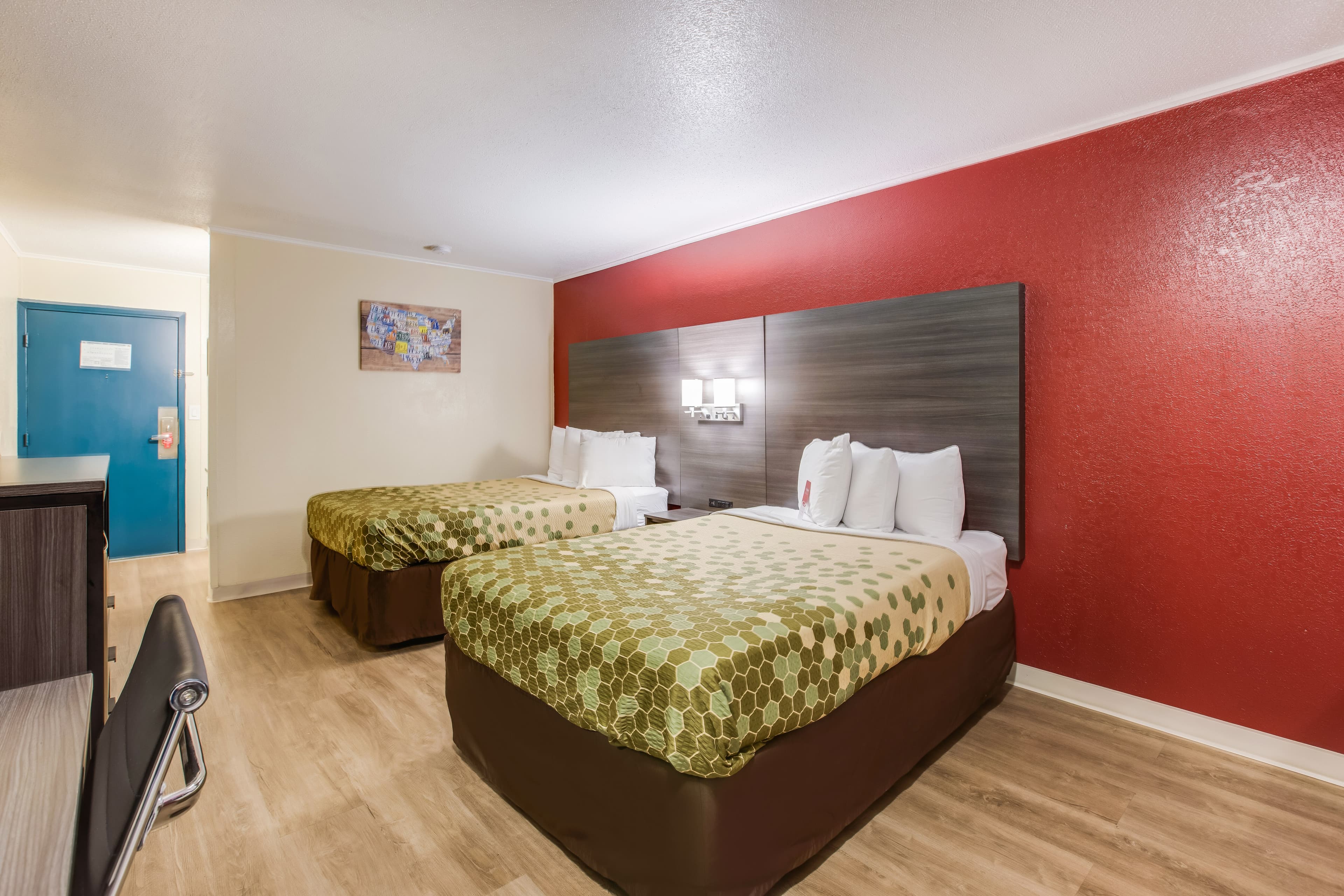 Econo Lodge Garden City - Savannah - Image 5