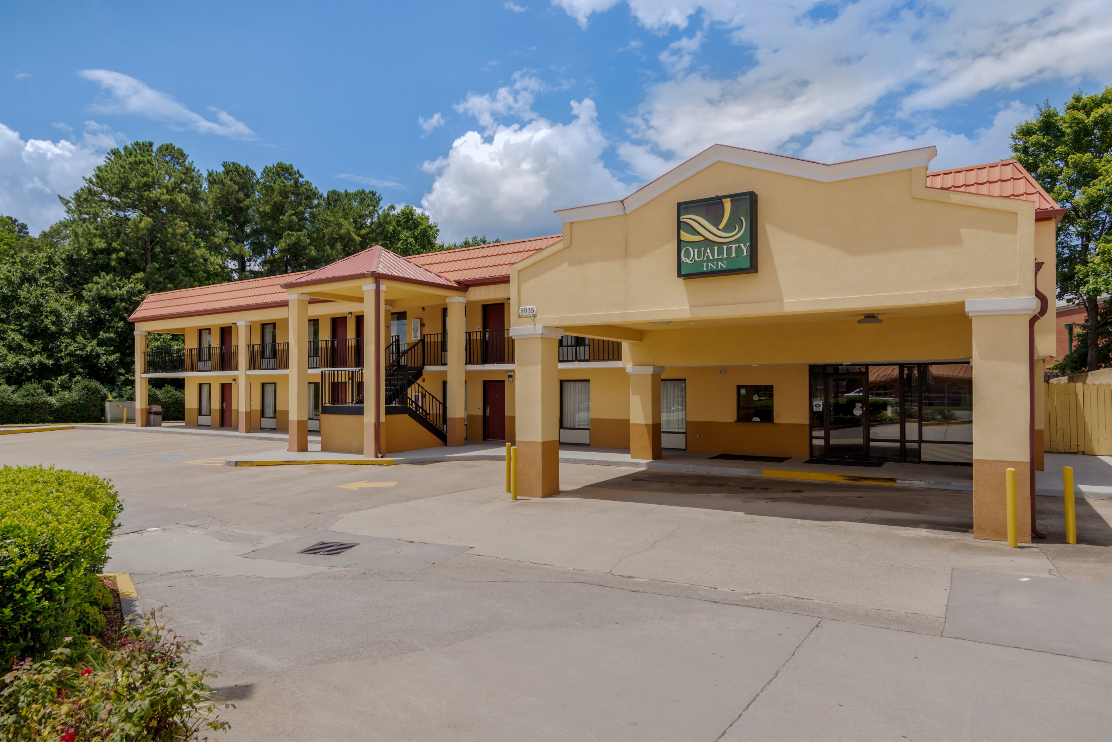 Quality Inn Acworth North - Image 1