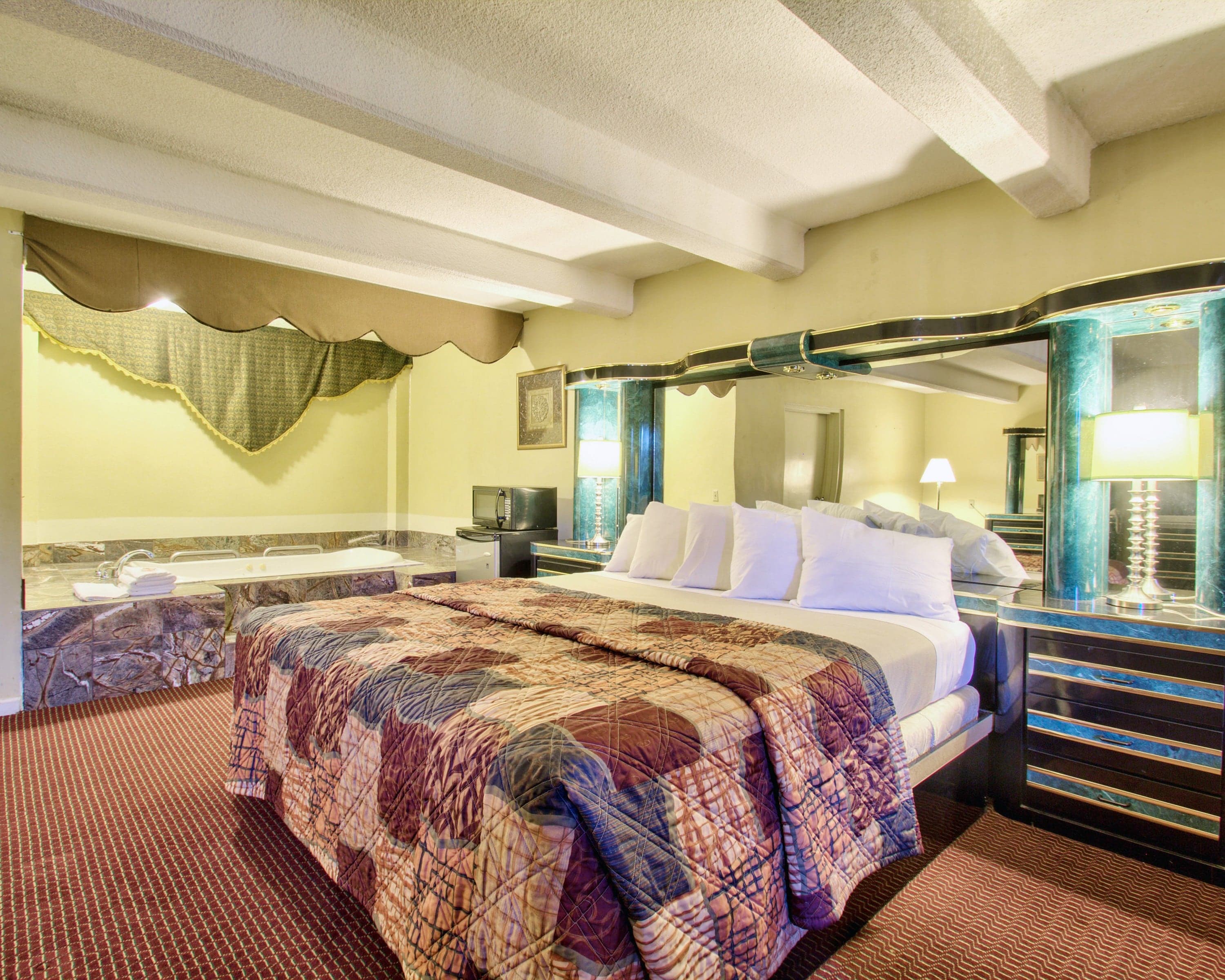 Econo Lodge Donalsonville — 9