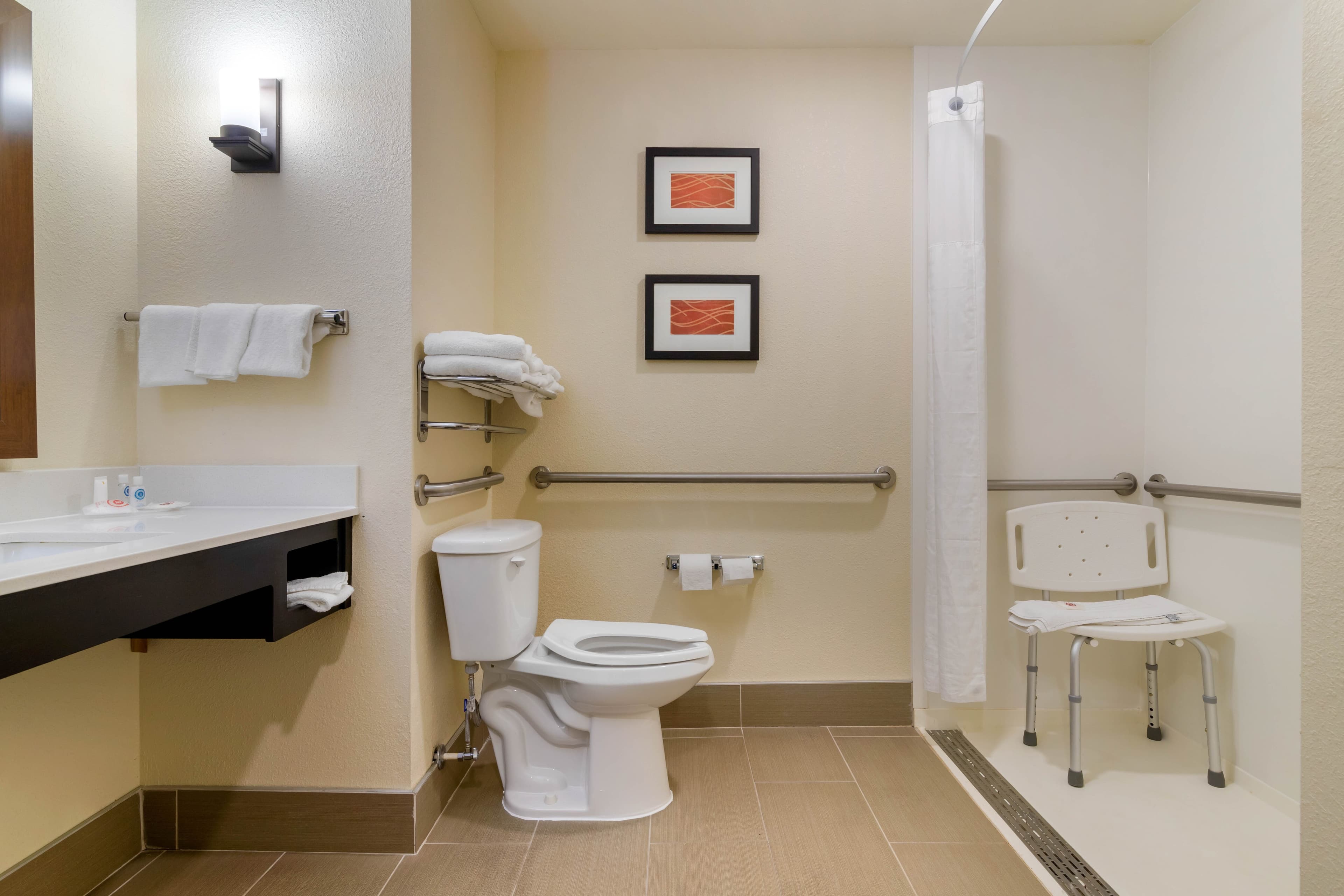 Comfort Inn & Suites Macon West - Image 5