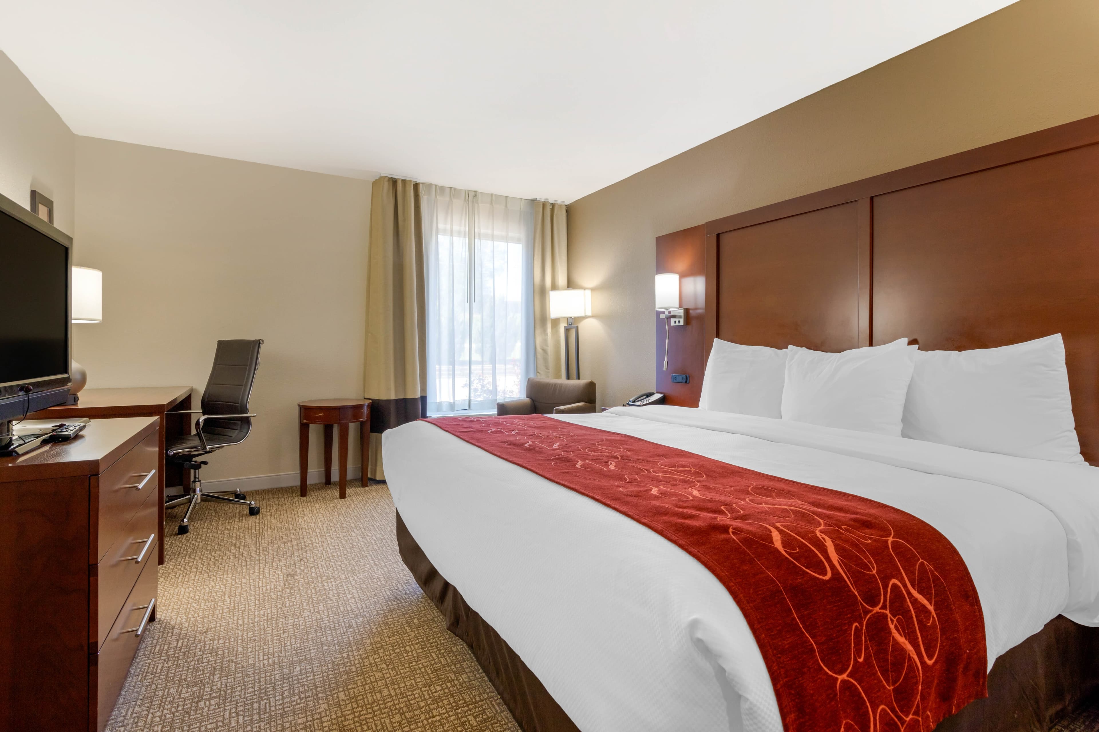 Comfort Inn & Suites Macon West — 6