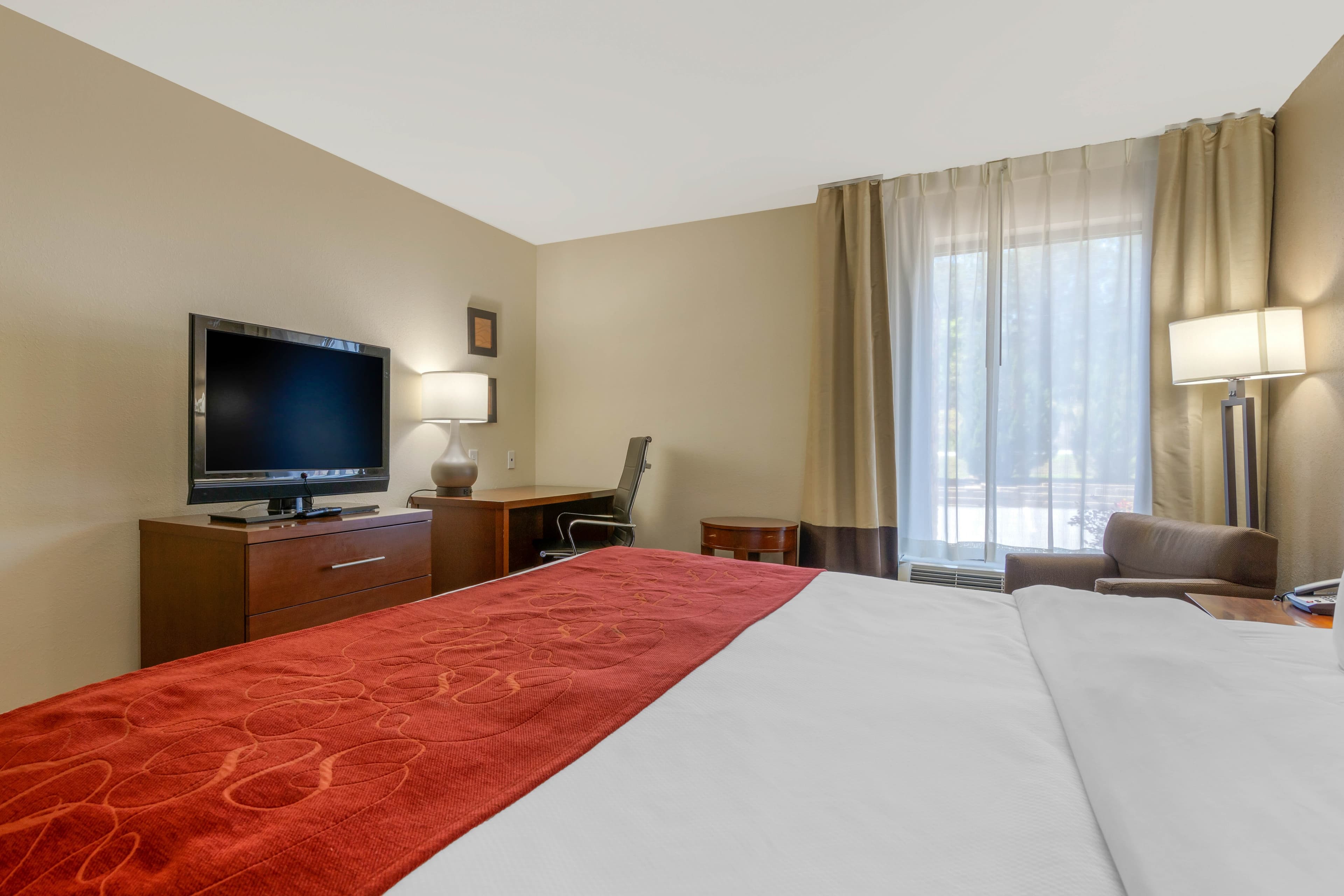 Comfort Inn & Suites Macon West — 7
